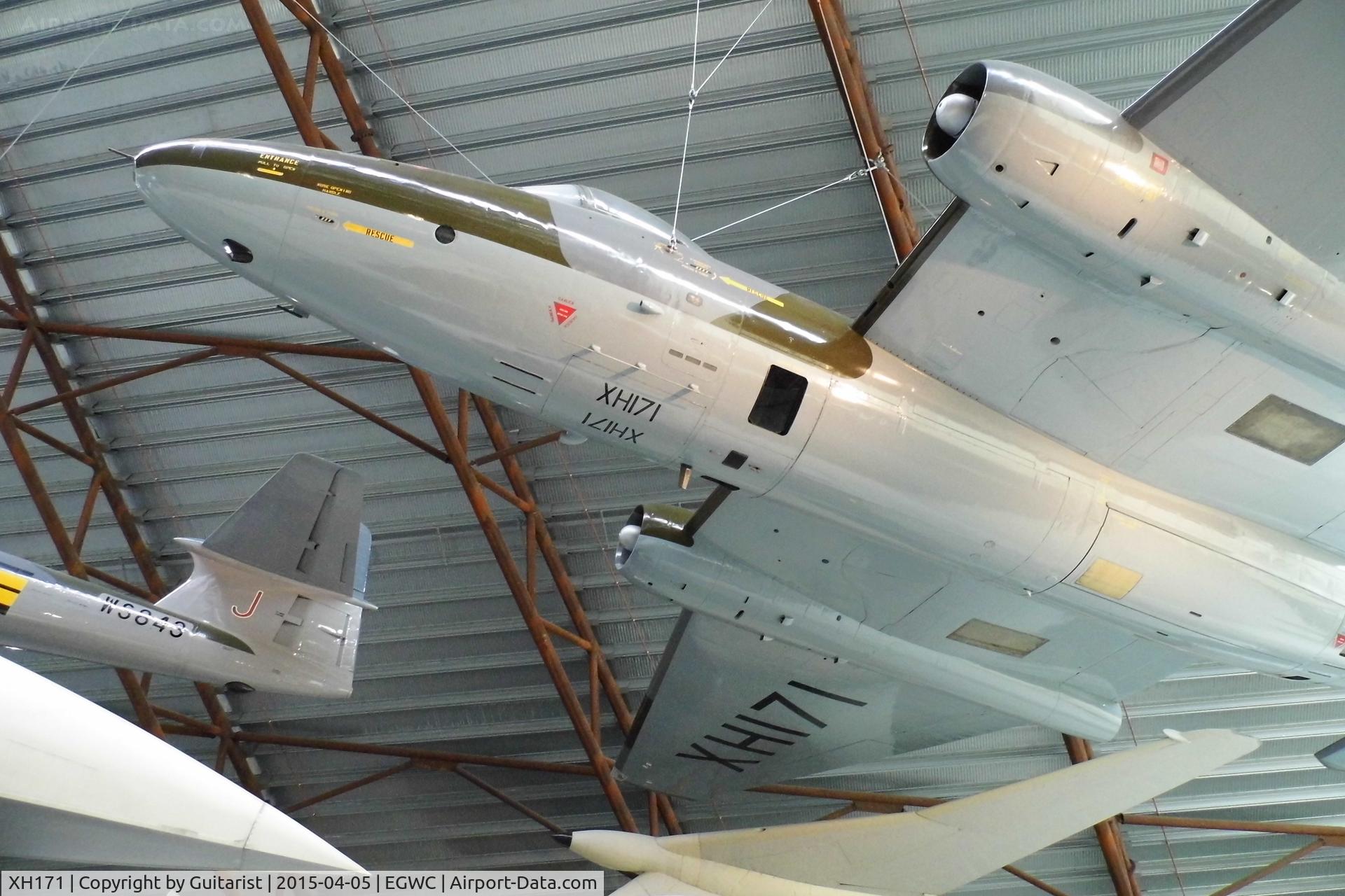 XH171, 1960 English Electric Canberra PR.9 C/N SH1735, Cosford Air Museum