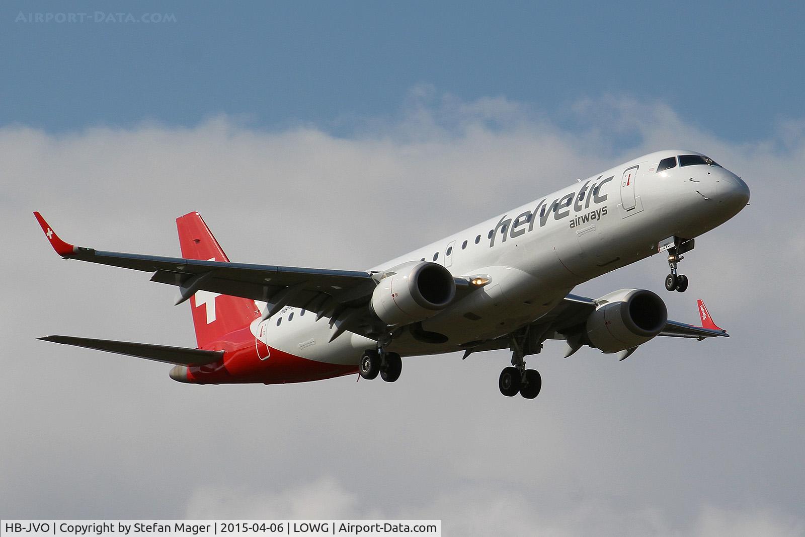 HB-JVO, 2009 Embraer 190LR (ERJ-190-100LR) C/N 19000294, Helvetic ERJ-190 @GRZ (ex Niki OE-IHB)