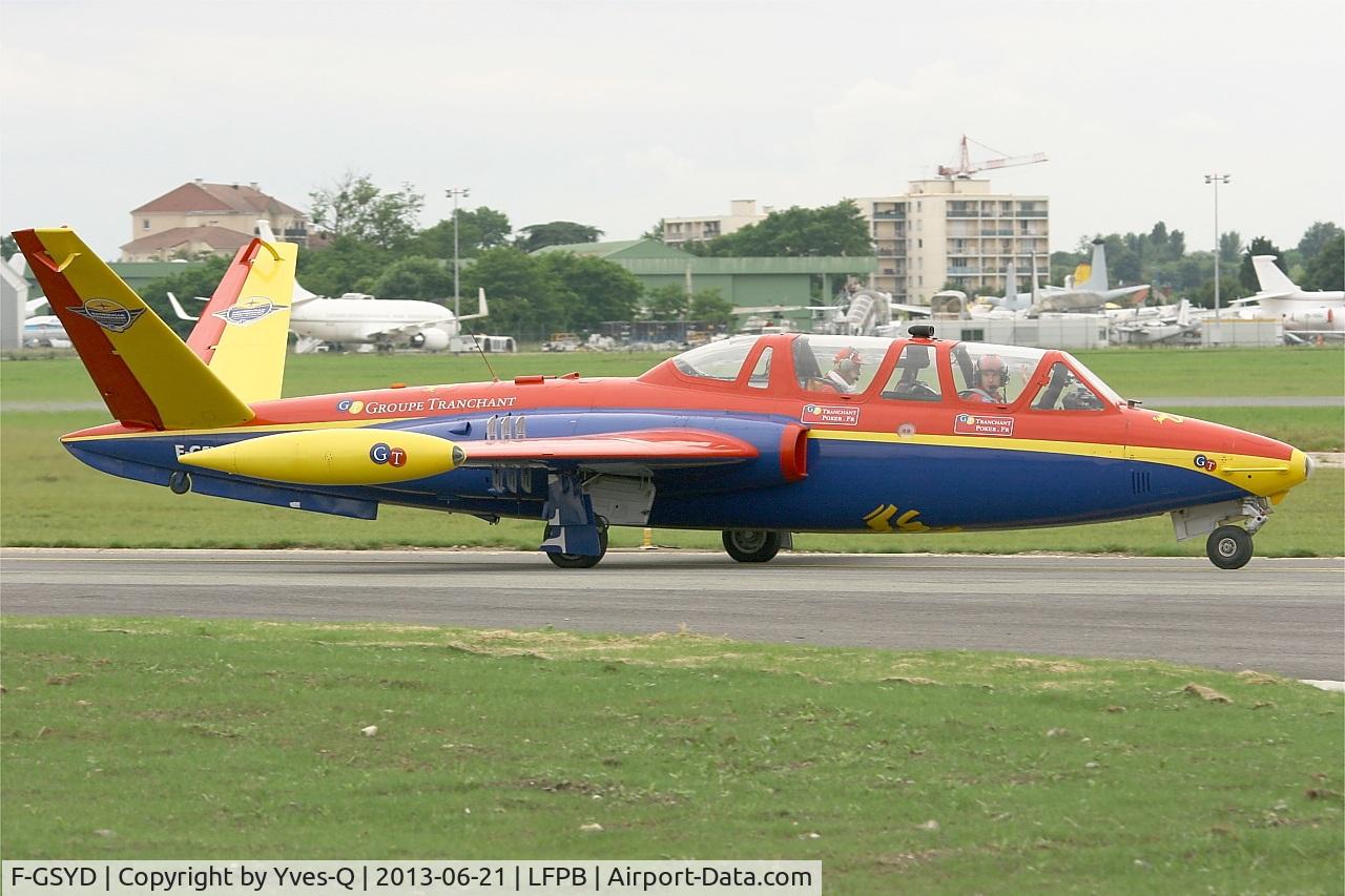 F-GSYD, Fouga CM-170 Magister C/N 455, Fouga CM-170 Magister, Taxiing to holding point, Paris-Le Bourget Air Show 2013