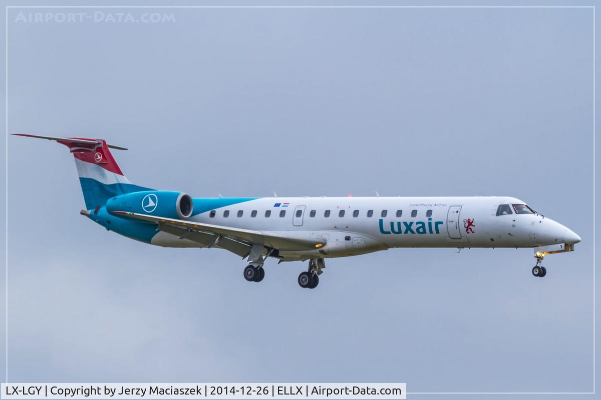 LX-LGY, 2000 Embraer EMB-145LU (ERJ-145LU) C/N 145242, Embraer EMB-145LU