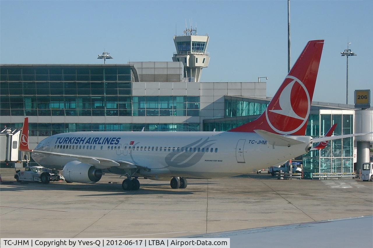 TC-JHM, 2012 Boeing 737-8F2 C/N 40980, Boeing 737-8F2, Boarding area, Istanbul Atatürk Airport (LTBA-IST)