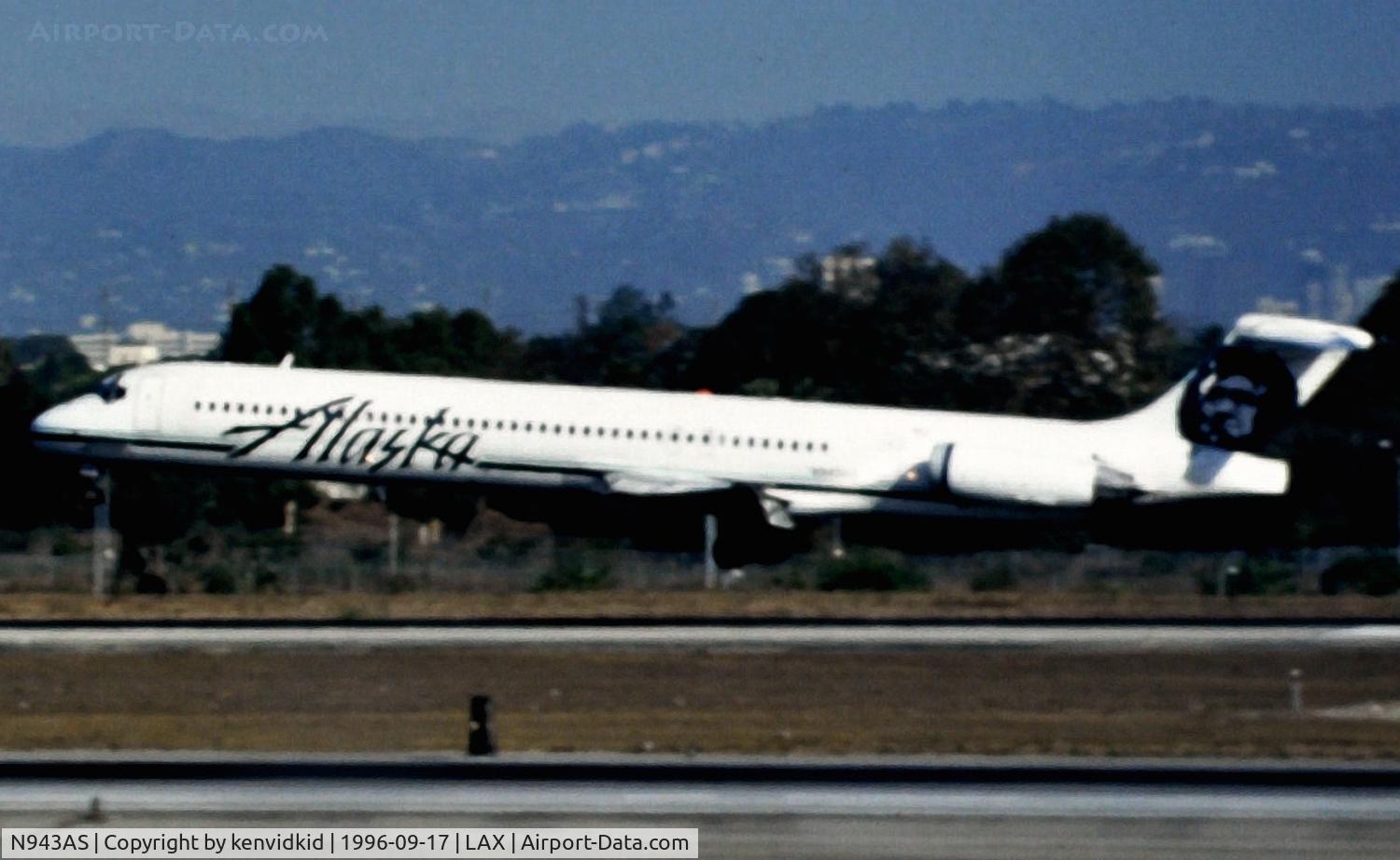 N943AS, 1990 McDonnell Douglas MD-83 (DC-9-83) C/N 53018, Copied from slide.