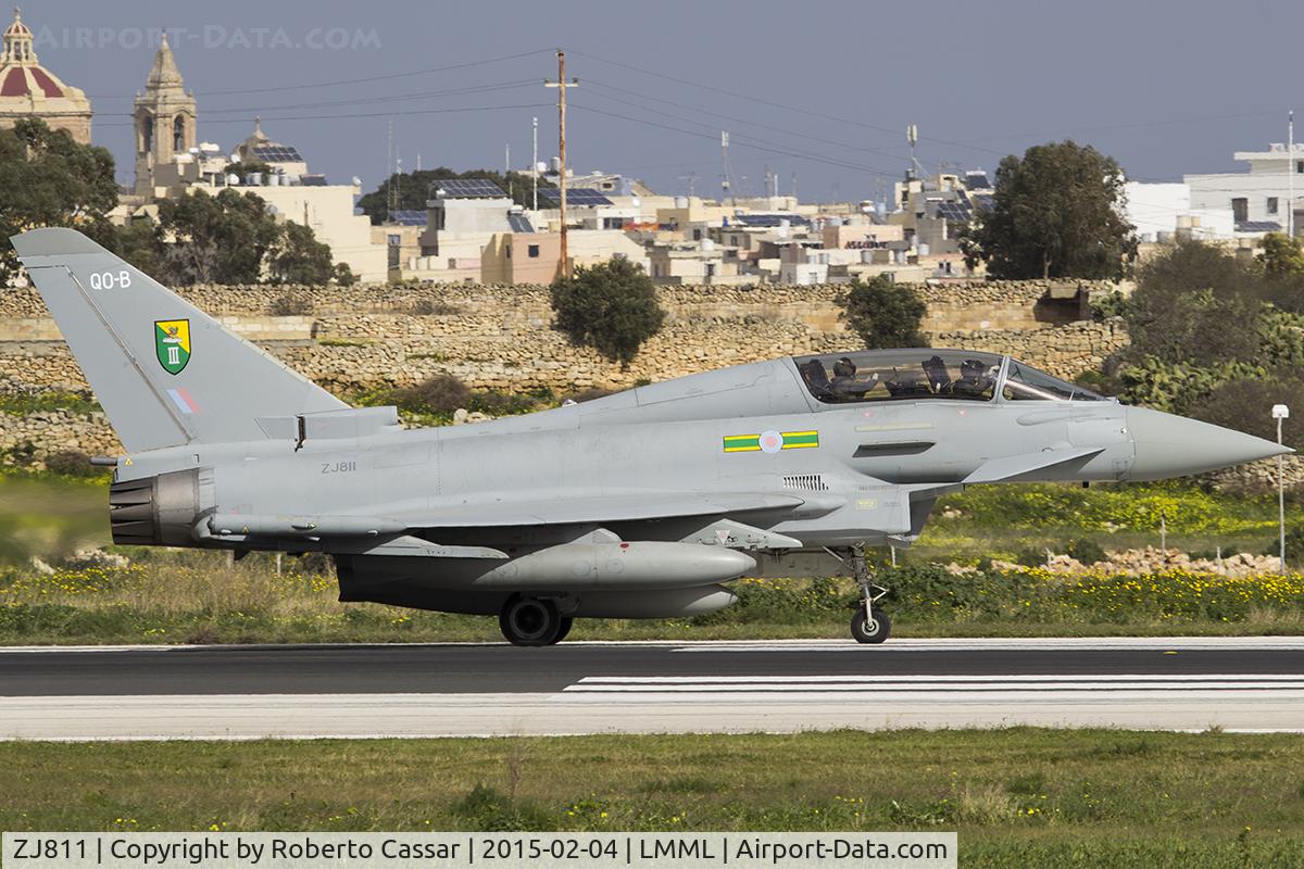 ZJ811, 2005 Eurofighter EF-2000 Typhoon T3 C/N 0049/BT012, Runway 31