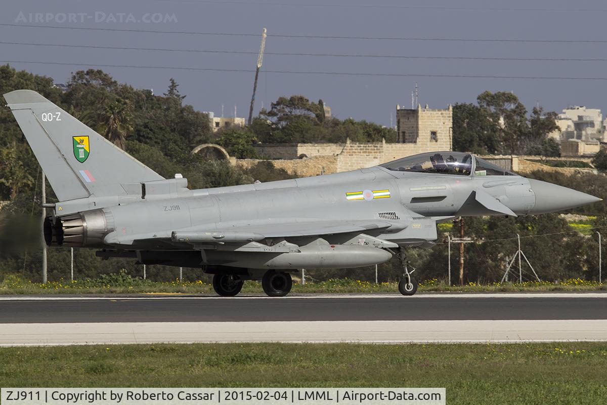 ZJ911, 2005 Eurofighter EF-2000 Typhoon FGR4 C/N 0041/BS002, Runway 31
