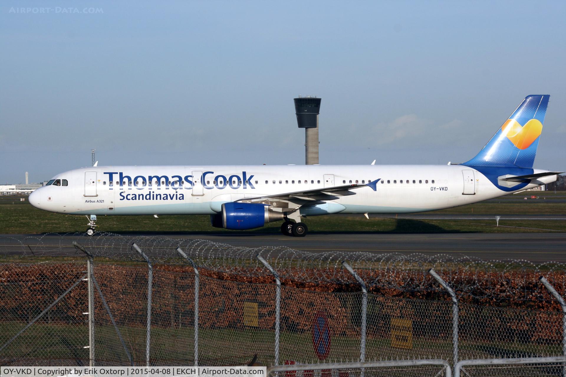 OY-VKD, 2003 Airbus A321-211 C/N 1960, OY-VKD just arrived rw o4L