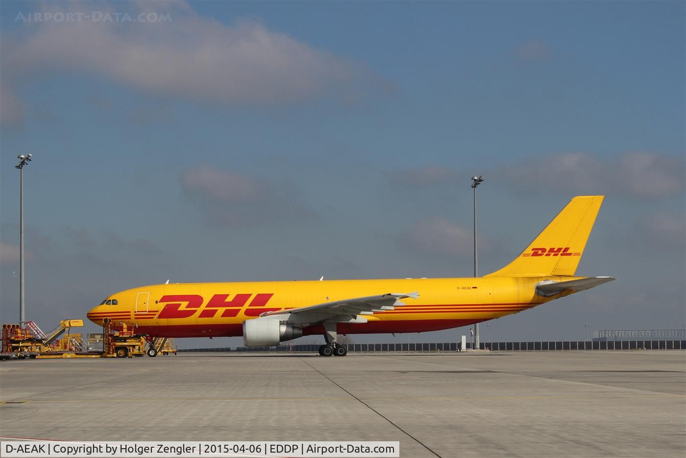 D-AEAK, 1992 Airbus A300B4-622R(F) C/N 670, Enjoying sunday rest on apron 4 west.....