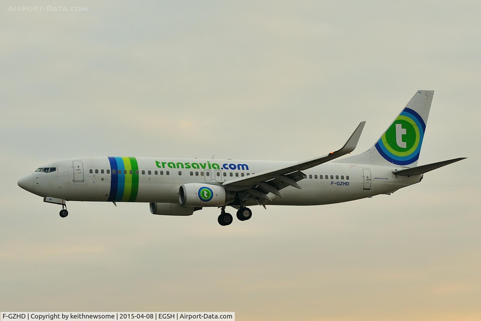 F-GZHD, 2008 Boeing 737-8K2 C/N 29650, Early morning arrival direct from Montreal.