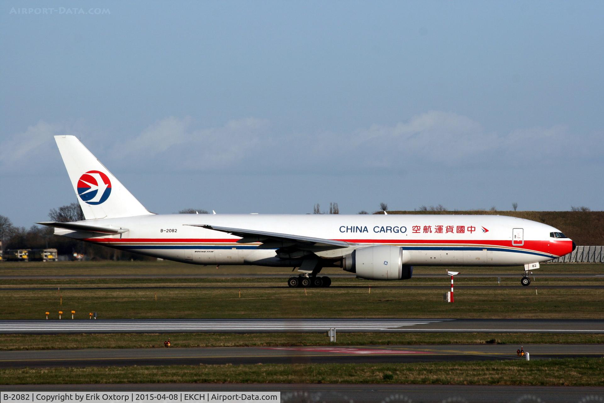 B-2082, 2010 Boeing 777-F6N C/N 37716, B-2082 taxing for takeoff rw 04R