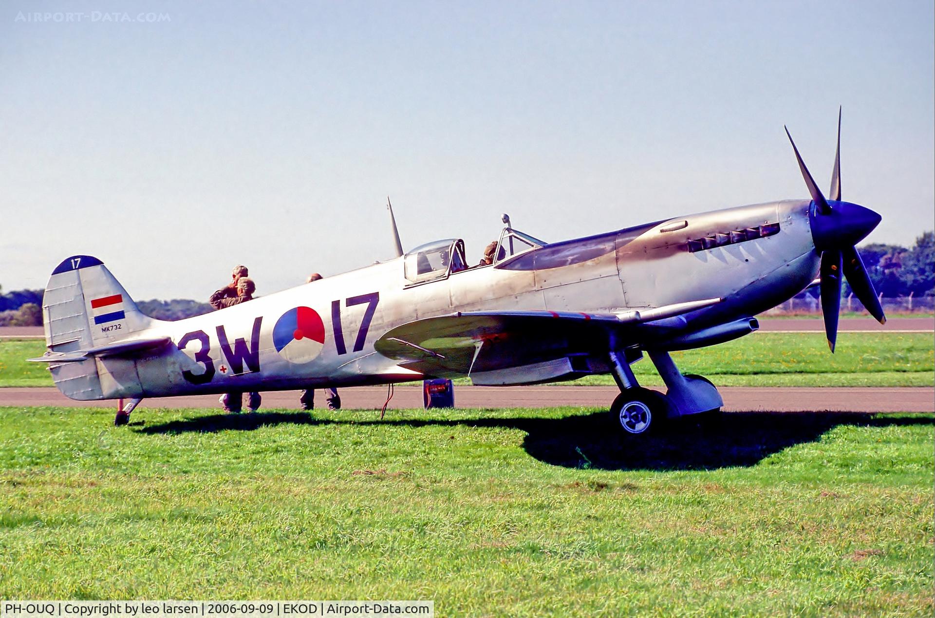 PH-OUQ, 1943 Supermarine 361 Spitfire LF.IXc C/N CBAF.IX.1732, Odense Denmark 9.9.06