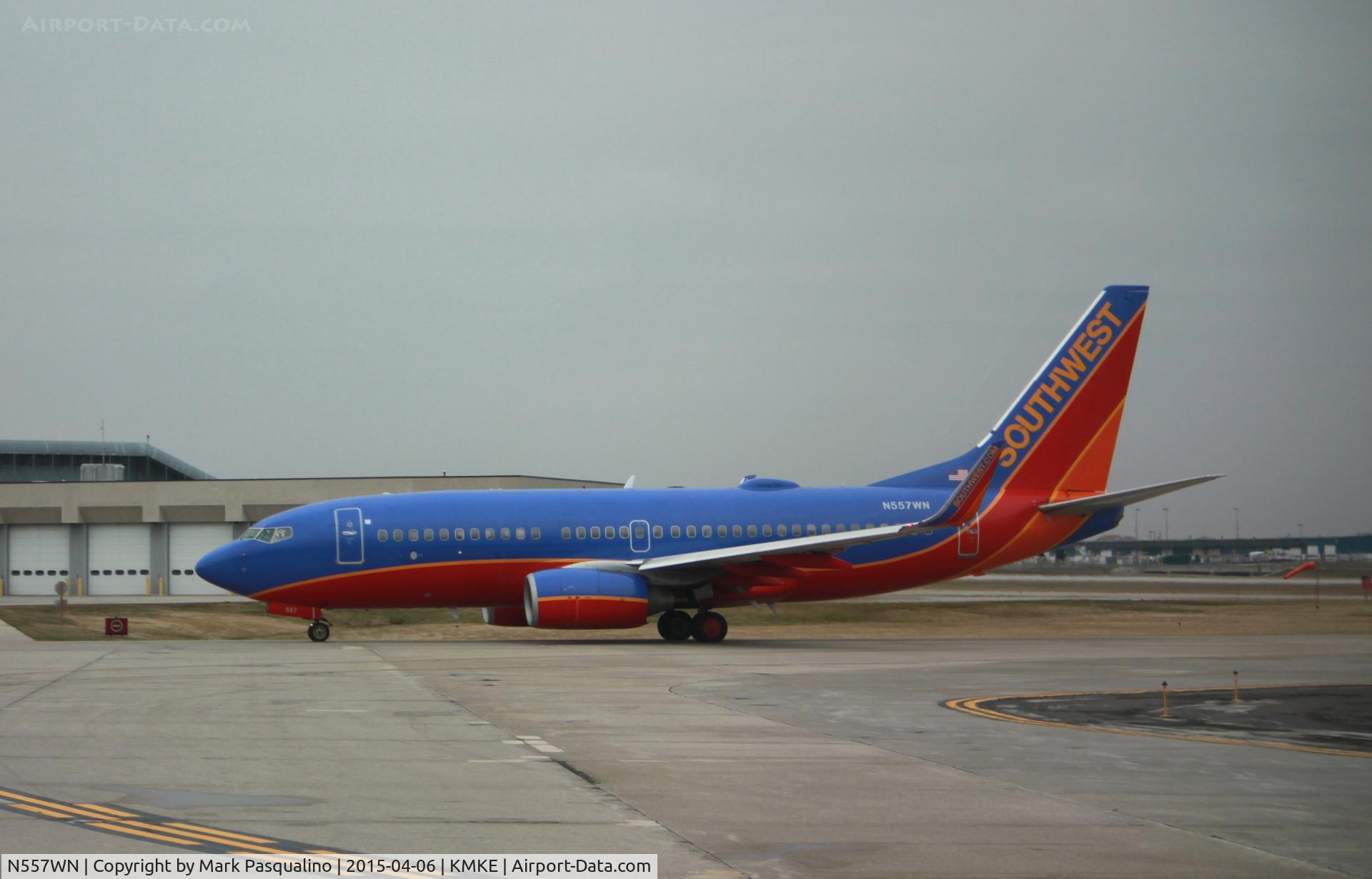 N557WN, 2000 Boeing 737-790 C/N 30166, Boeing 737-700