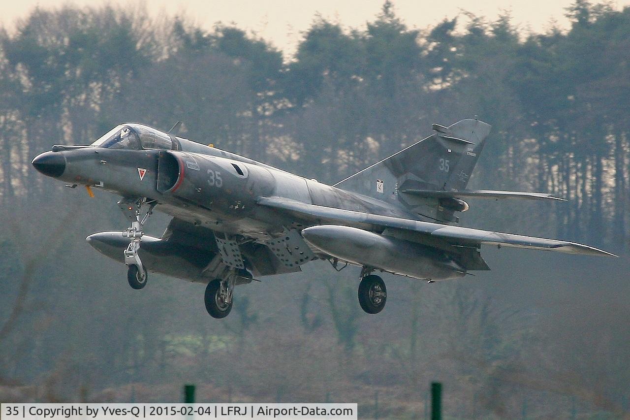 35, Dassault Super Etendard C/N 35, Dassault Super Etendard M, On final rwy 08, Landivisiau Naval Air Base (LFRJ)
