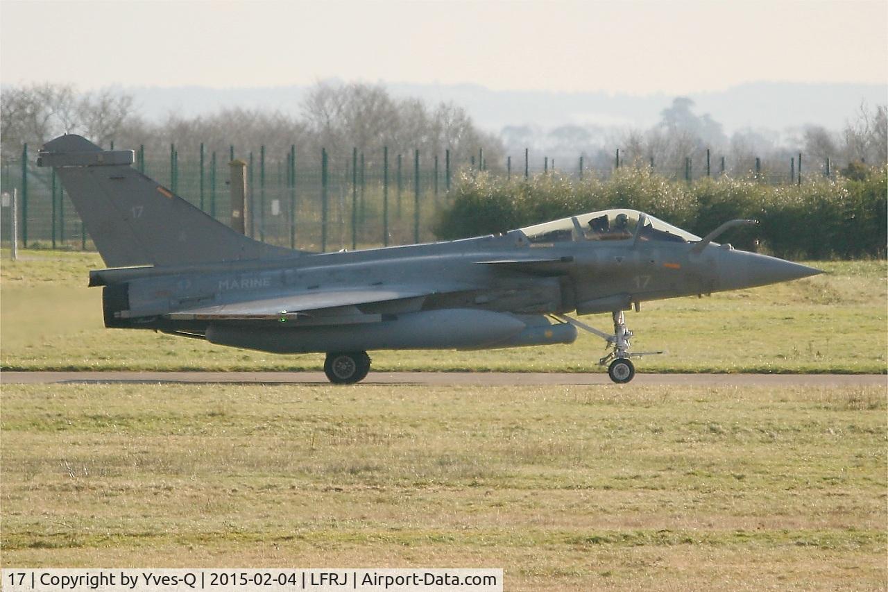 17, Dassault Rafale M C/N 17, Dassault Rafale M, Taxiing to holding point rwy 08, Landivisiau Naval Air Base (LFRJ)