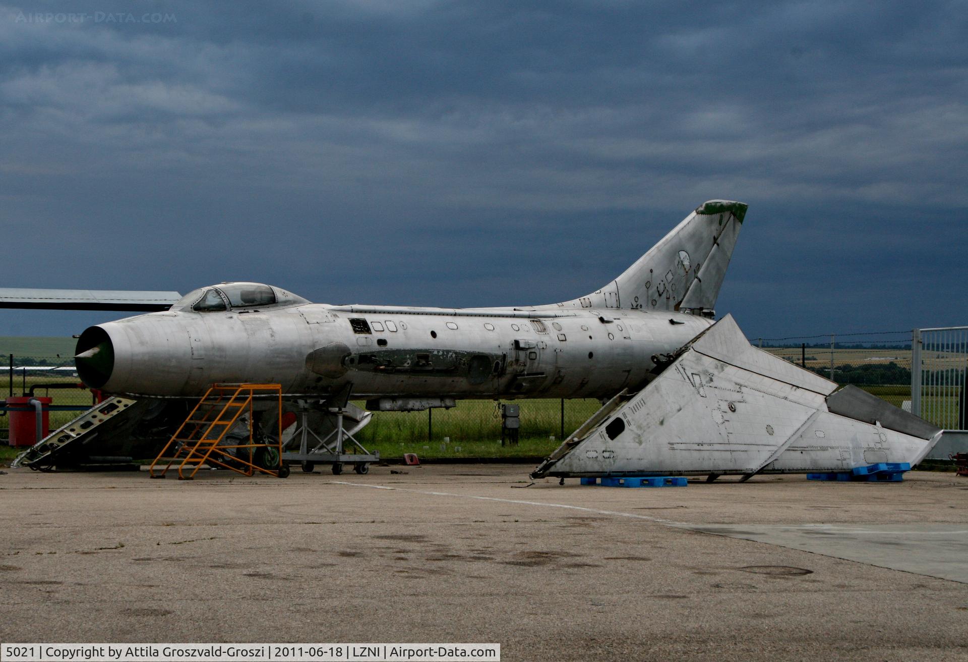 5021, Mikoyan-Gurevich MiG-21UM C/N 516905021, Nitra Janikovce Airport