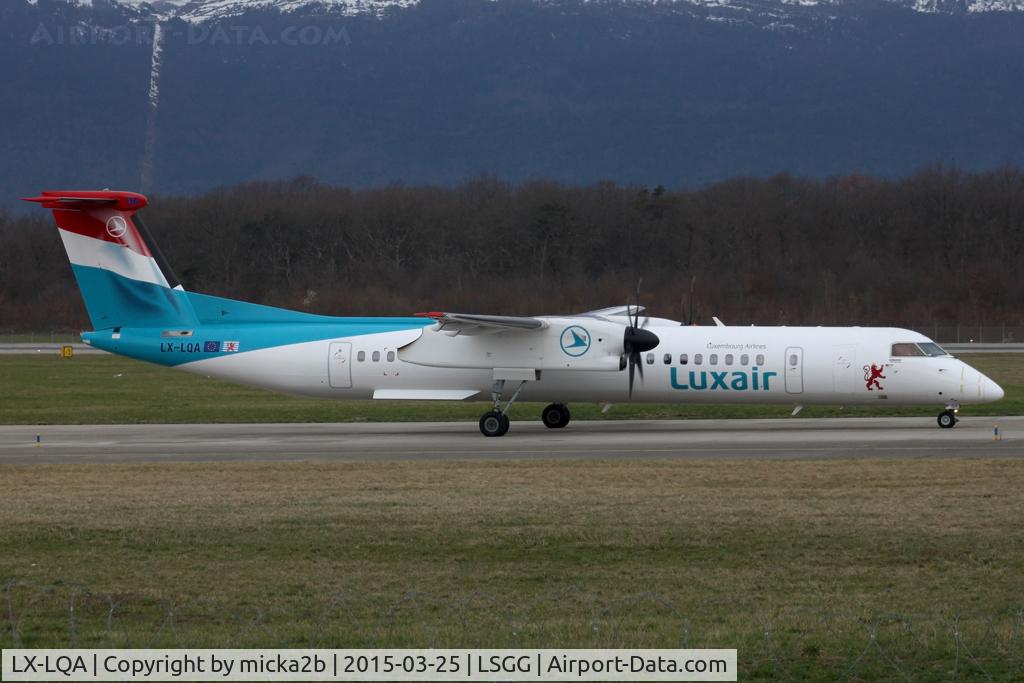 LX-LQA, 2014 De Havilland Canada DHC-8-402 Dash 8 C/N 4468, Taxiing