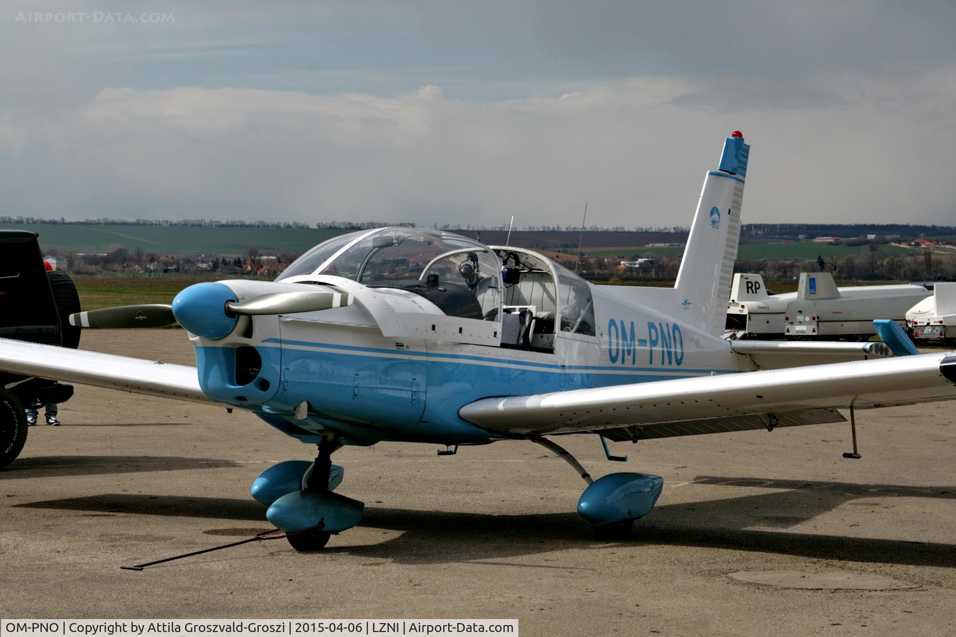 OM-PNO, 1985 Zlin Z-142 C/N 0400, Nitra Janikovce Airport - PRIBINA CUP 2015