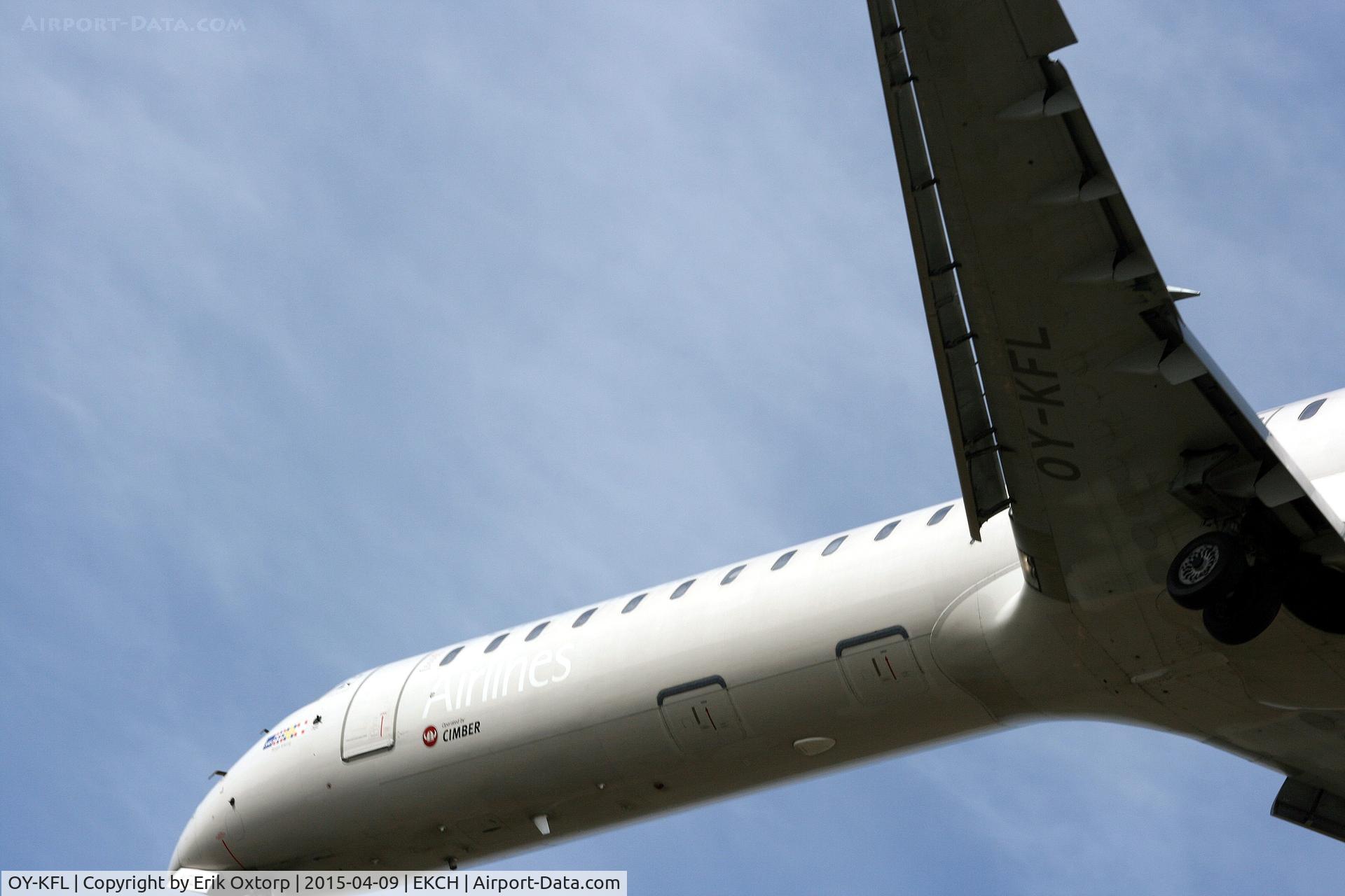 OY-KFL, 2009 Bombardier CRJ-900 NG (CL-600-2D24) C/N 15246, OY-KFL with focus on the Cimber sticker