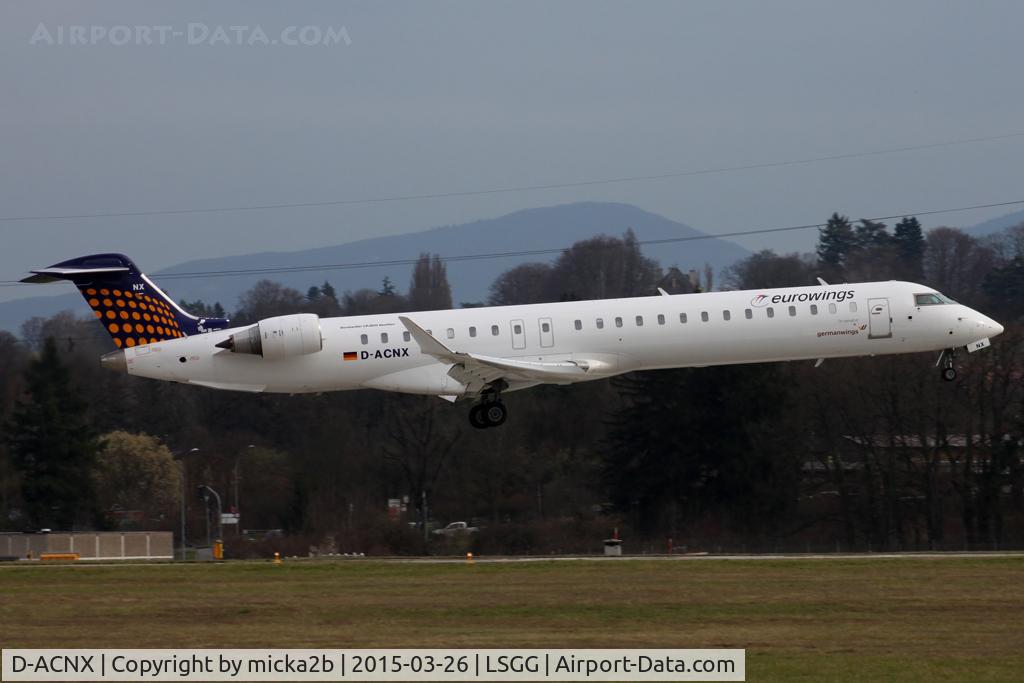 D-ACNX, 2011 Bombardier CRJ-900 NG (CL-600-2D24) C/N 15270, Landing