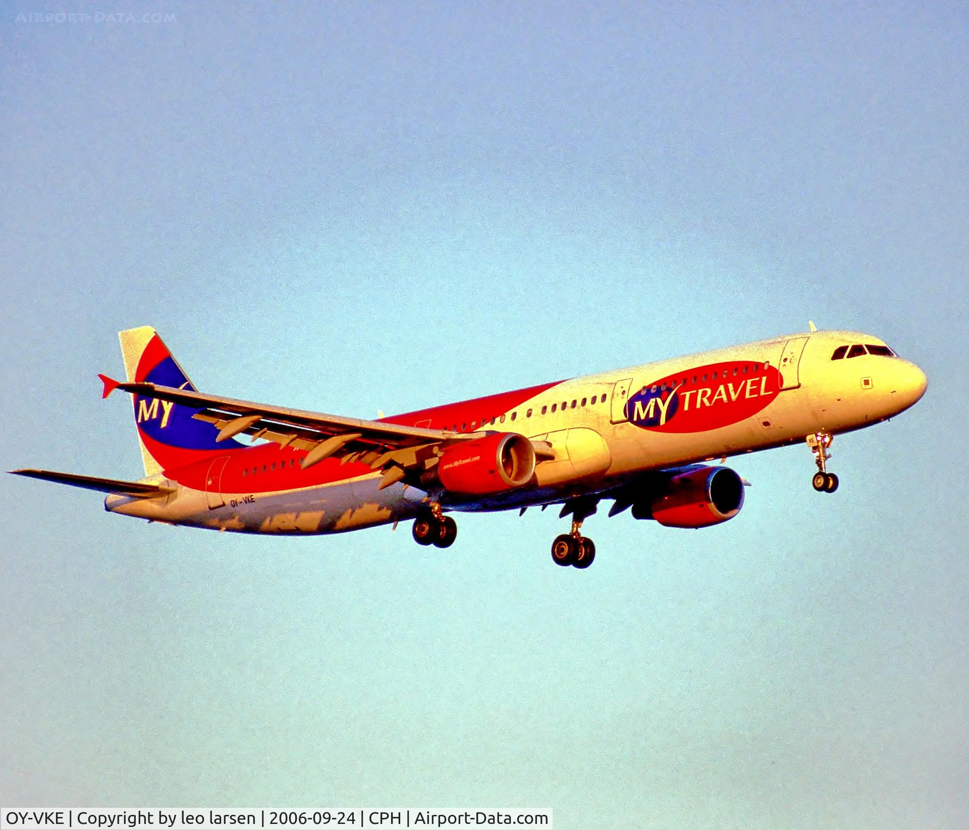 OY-VKE, 2002 Airbus A321-211 C/N 1887, Copenhagen Kastrup 24.9.06