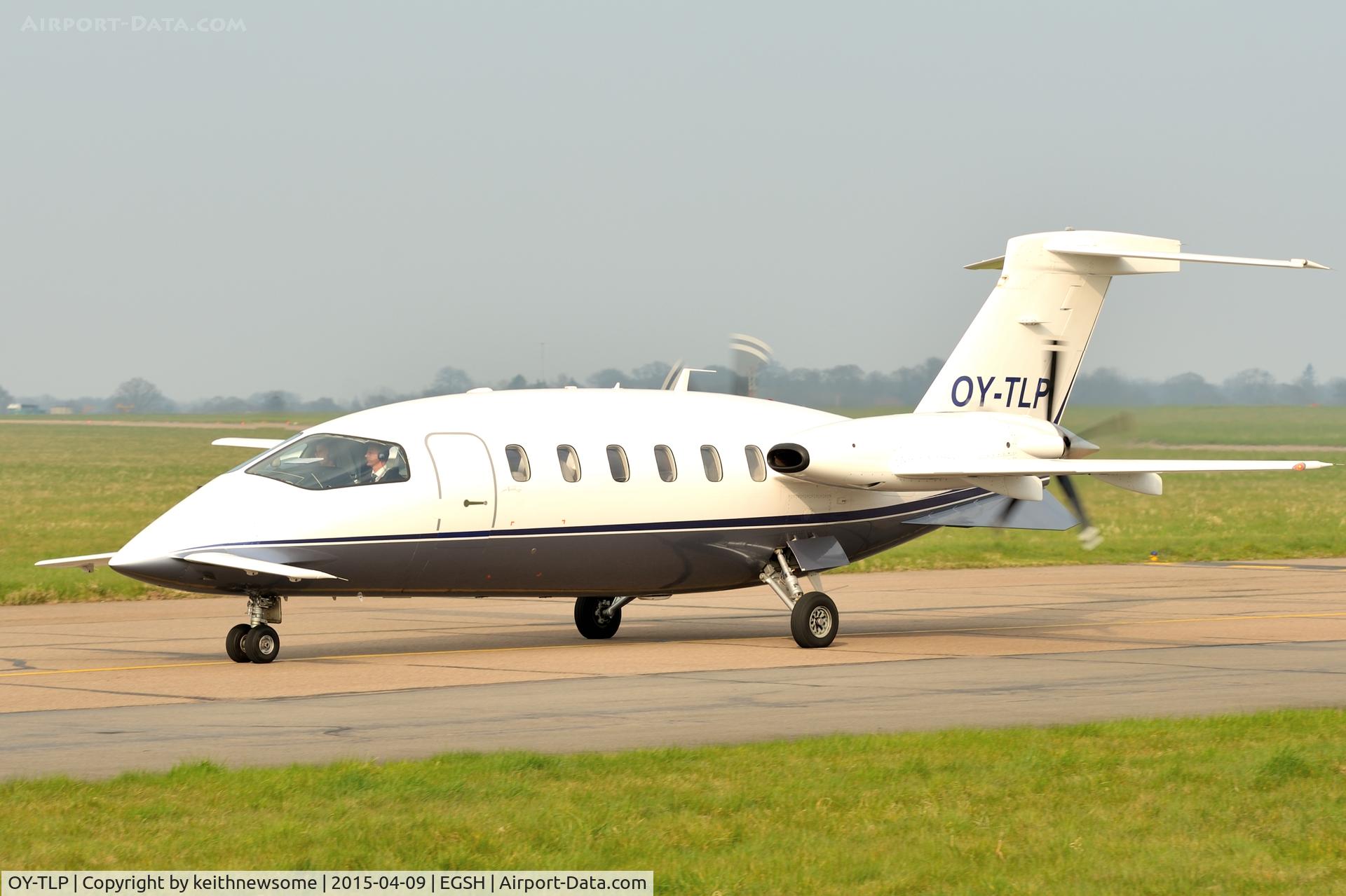 OY-TLP, 2003 Piaggio P-180 Avanti C/N 1060, Nice arrival in mixed light .