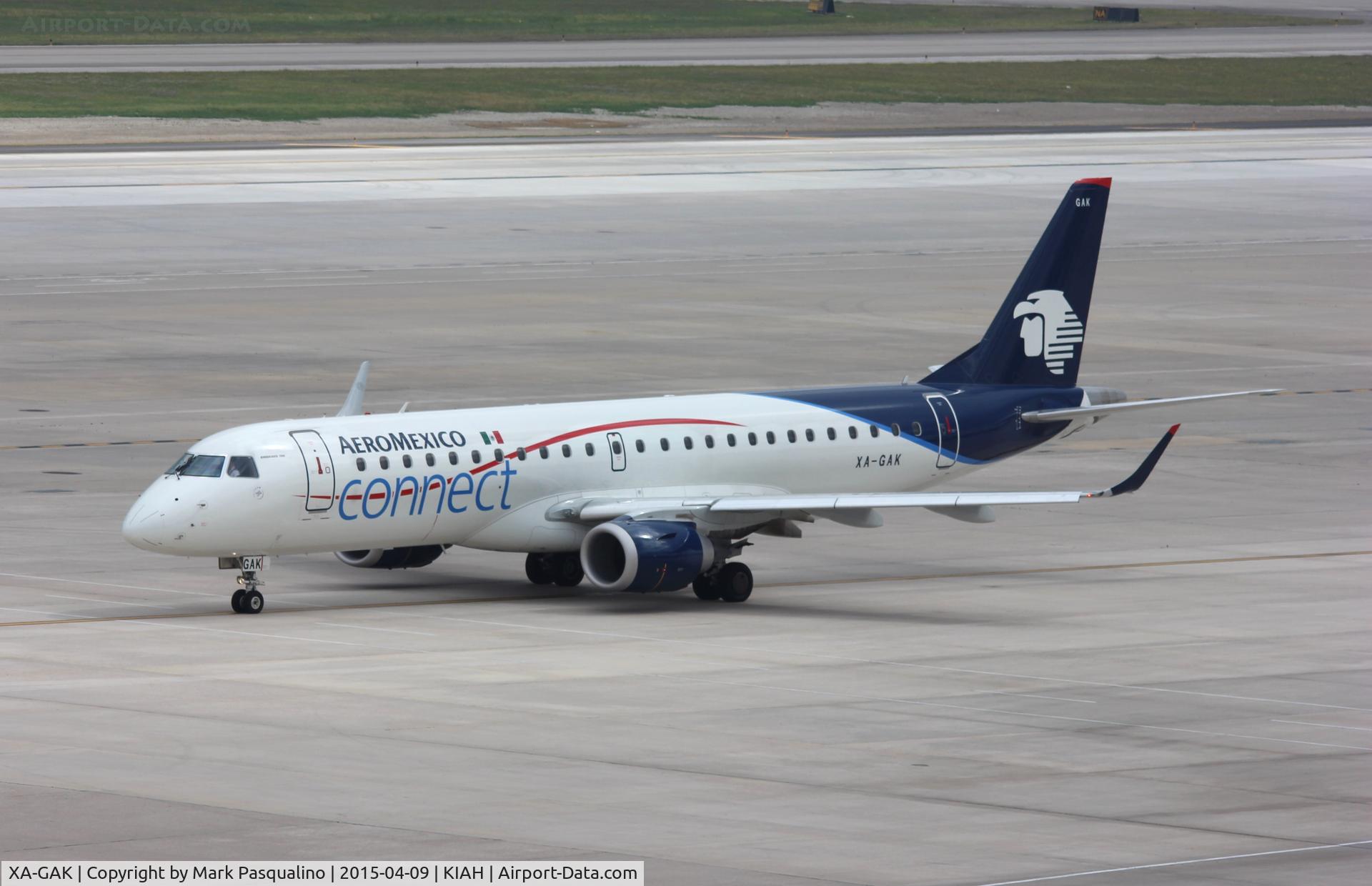 XA-GAK, 2014 Embraer 190LR (ERJ-190-100LR) C/N 19000673, ERJ 190-100 LR