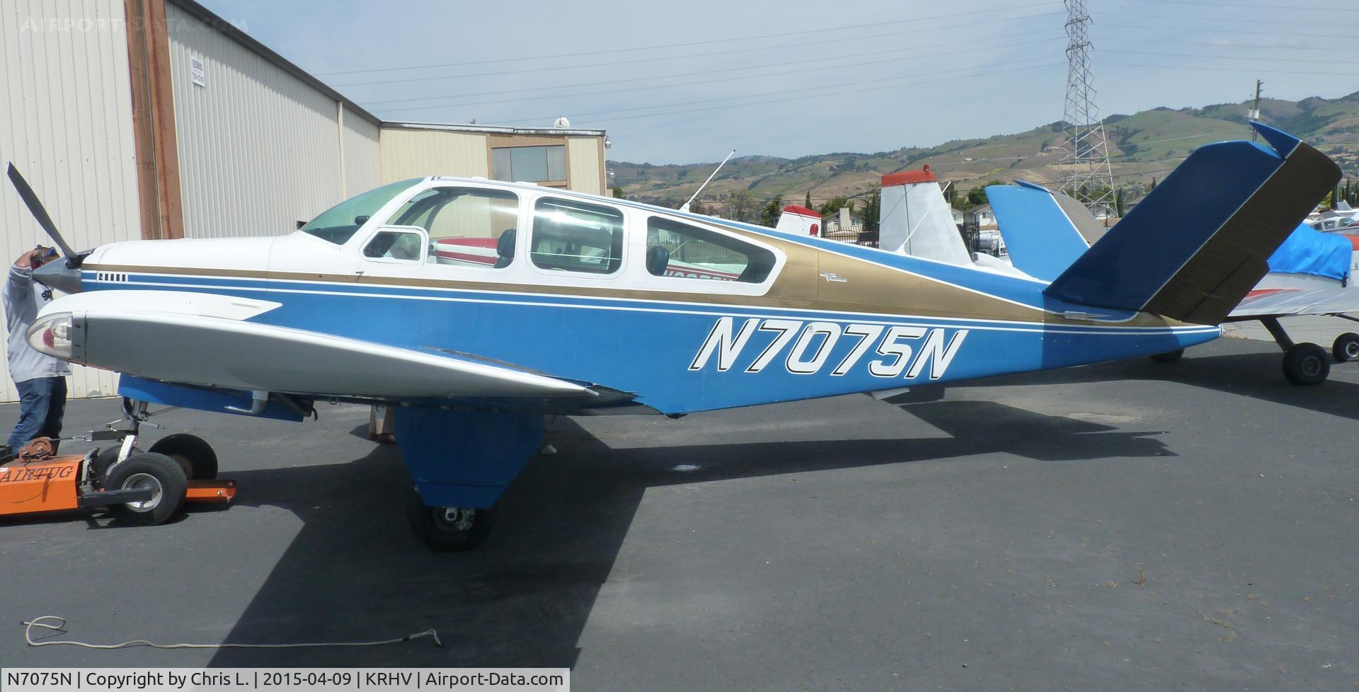 N7075N, 1968 Beech V35A Bonanza C/N D-8733, A local 1968 Beechcraft Bonanza V35 sitting on the ramp next to Lafferty.