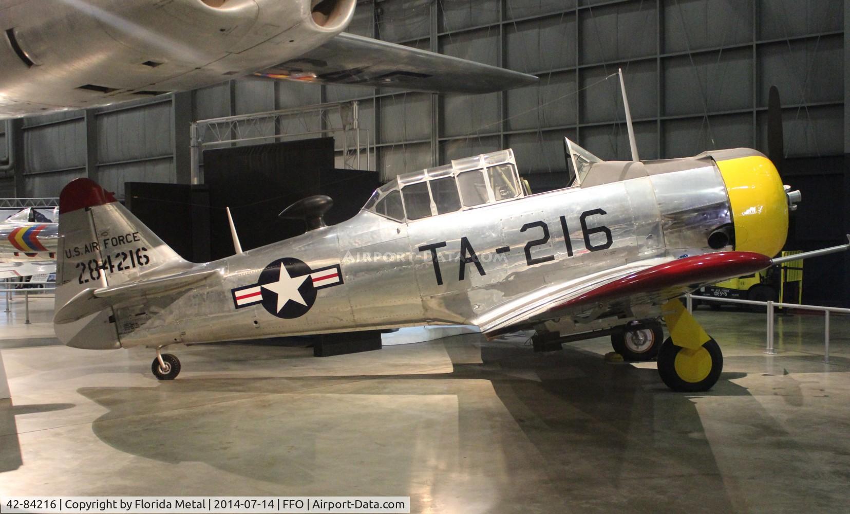 42-84216, 1942 North American AT-6D Texan C/N 88-15997, AT-6 Texan