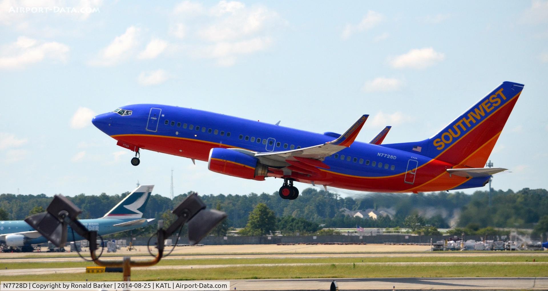 N7728D, 2006 Boeing 737-7BD C/N 33925, Takeoff Atlanta