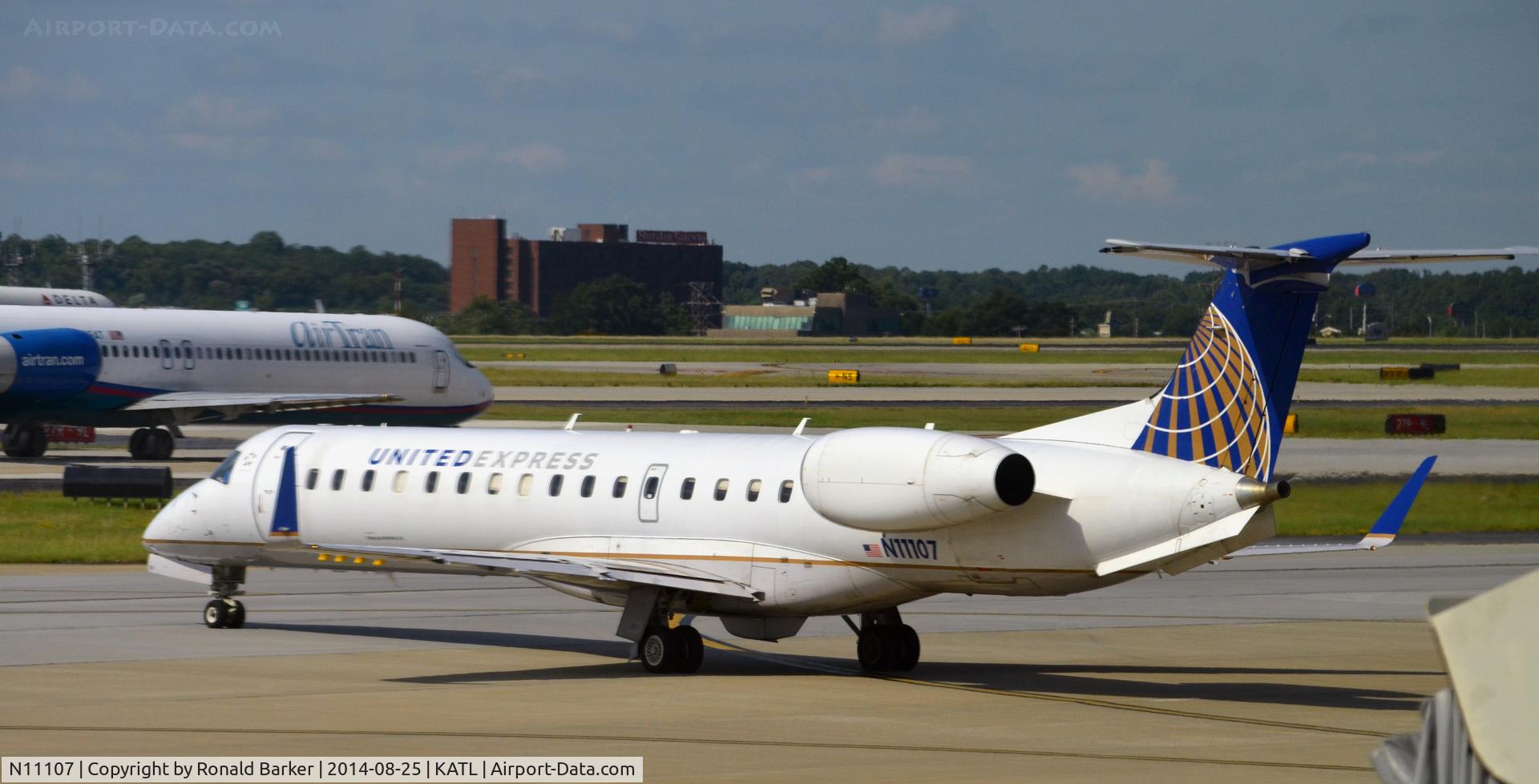 N11107, 2002 Embraer ERJ-145XR (EMB-145XR) C/N 145654, Taxi Atlanta