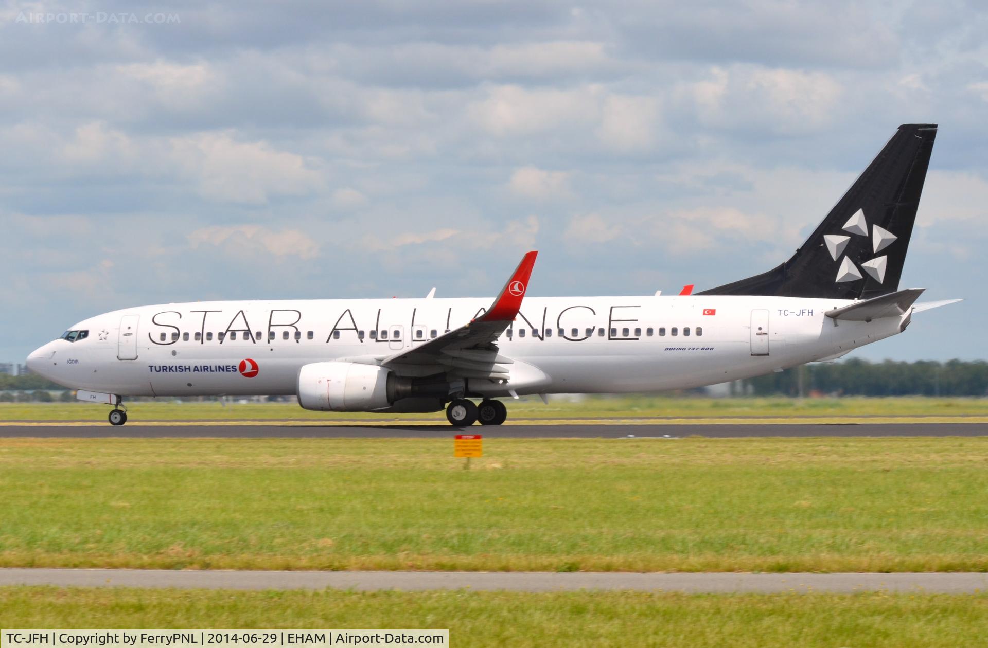 TC-JFH, 1998 Boeing 737-8F2 C/N 29770, Turkish (Star Alliance) B738 taking-off.