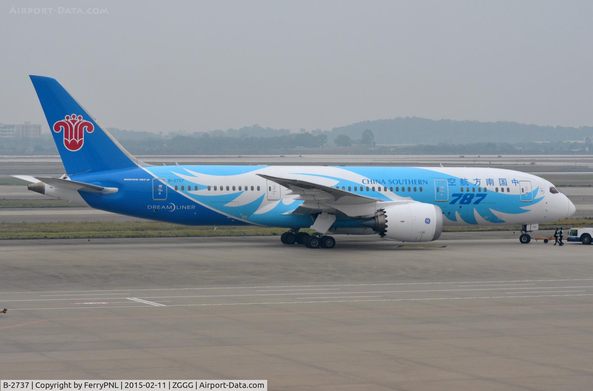 B-2737, 2013 Boeing 787-8 Dreamliner C/N 34930, China Southern B788 pushed=back for its flight to Vancouver.