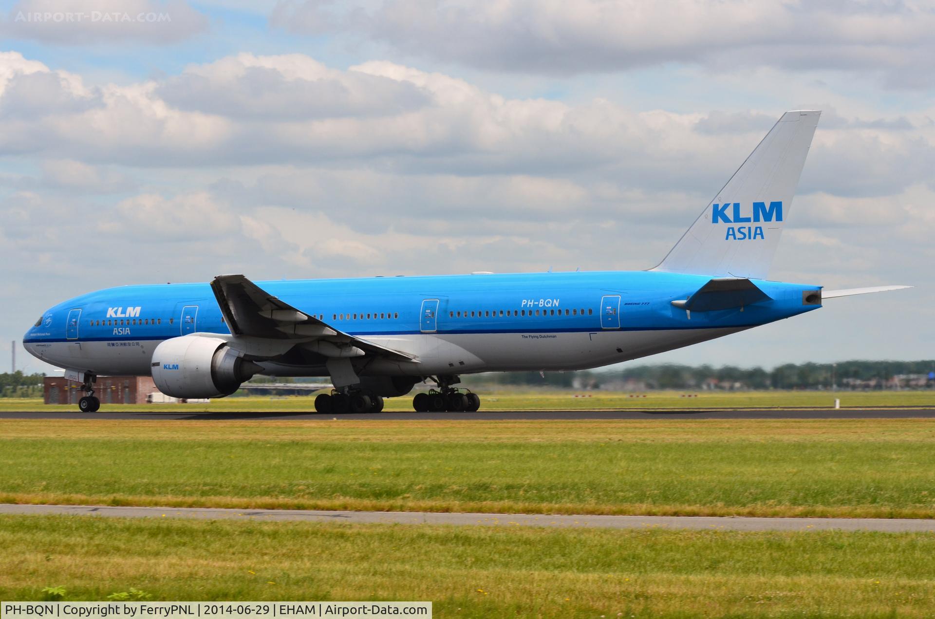 PH-BQN, 2006 Boeing 777-206/ER C/N 32720, KLM B772 take off run.