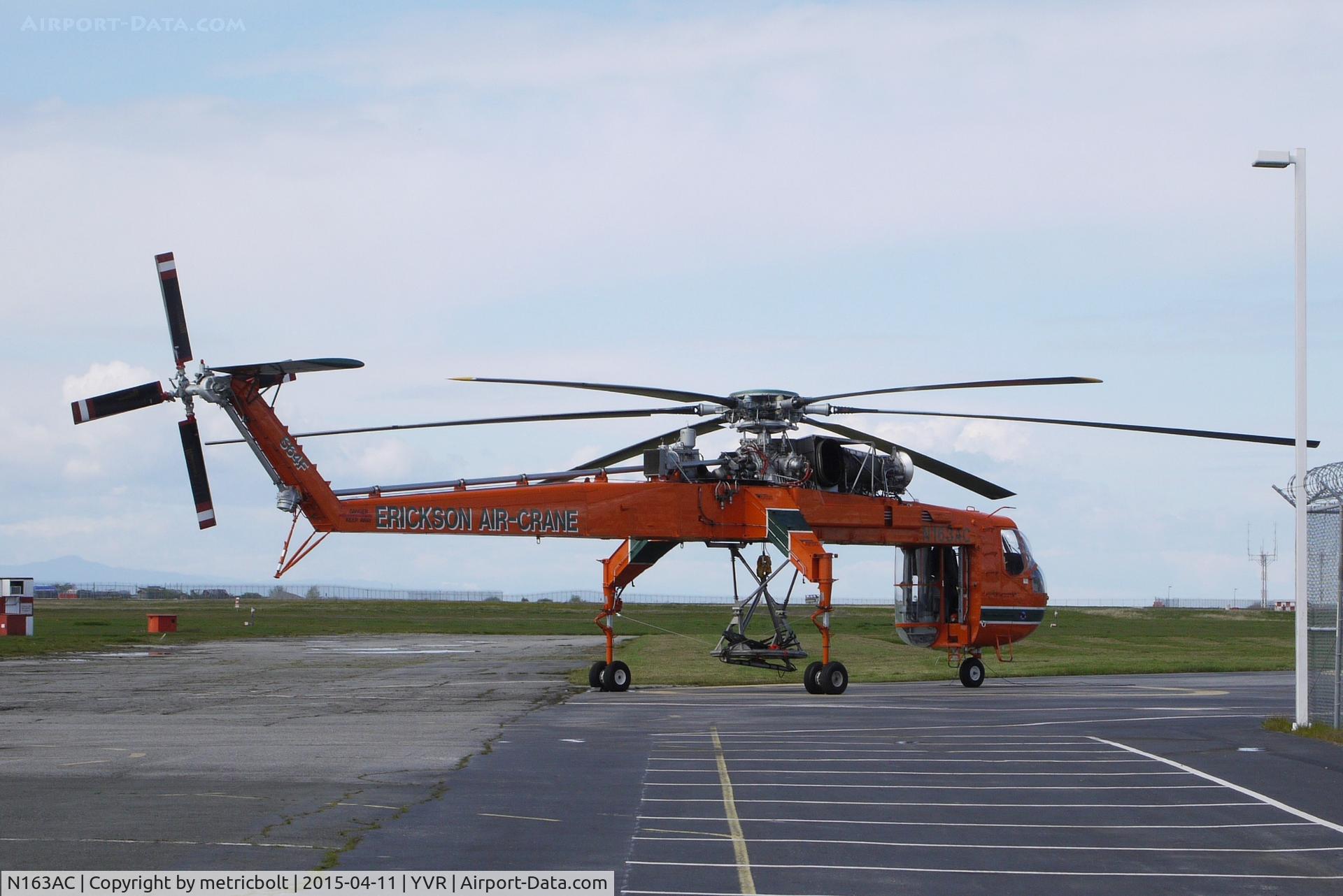 N163AC, 1993 Sikorsky S-64F Skycrane C/N 64093, At YVR just before departure
