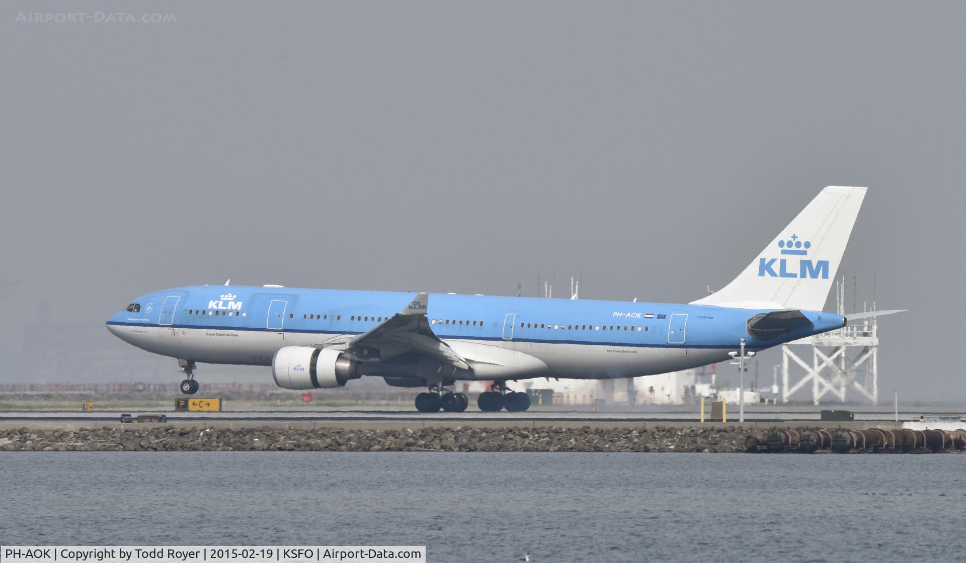 PH-AOK, 2007 Airbus A330-203 C/N 834, Landing at SFO