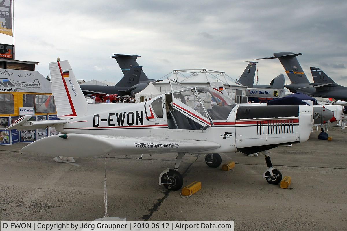 D-EWON, 1978 Zlin Z-42M C/N 0132/05, ILA 2010