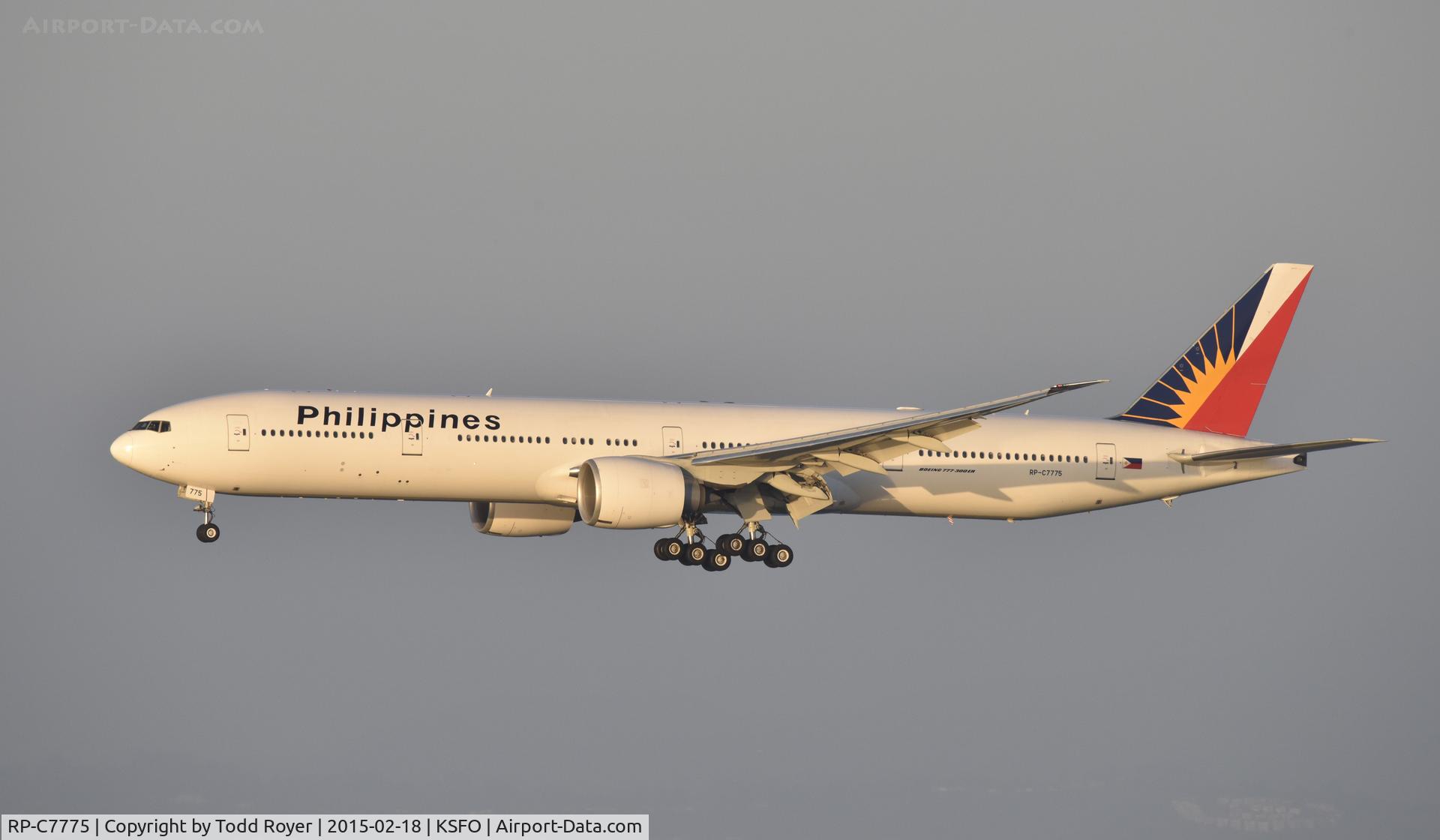 RP-C7775, Boeing 777-3F6ER C/N 35555, Landing at SFO