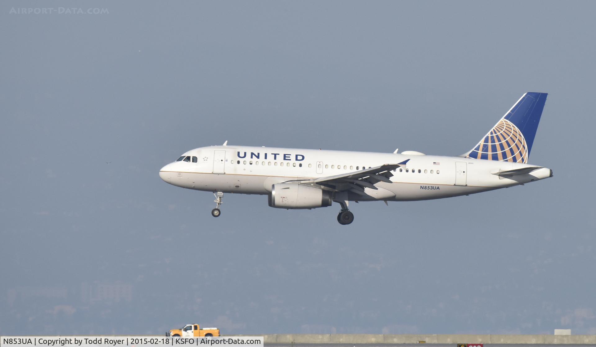 N853UA, 2002 Airbus A319-131 C/N 1688, Landing at SFO