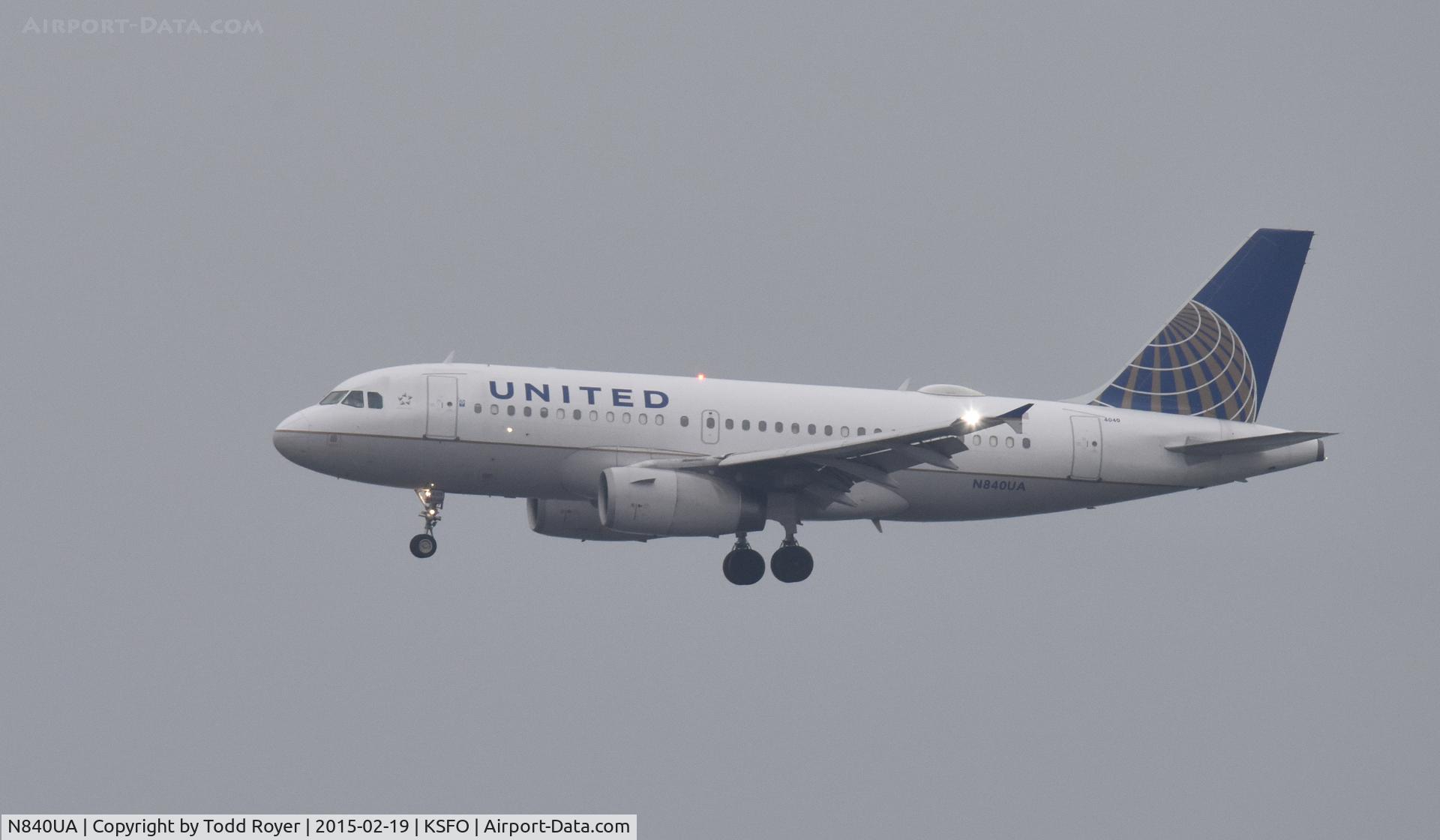 N840UA, 2001 Airbus A319-131 C/N 1522, Landing at SFO