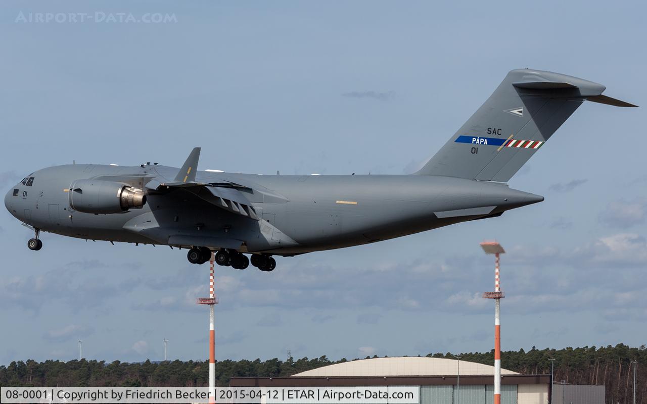 08-0001, 2008 Boeing C-17A Globemaster III C/N F-207, on final RW26