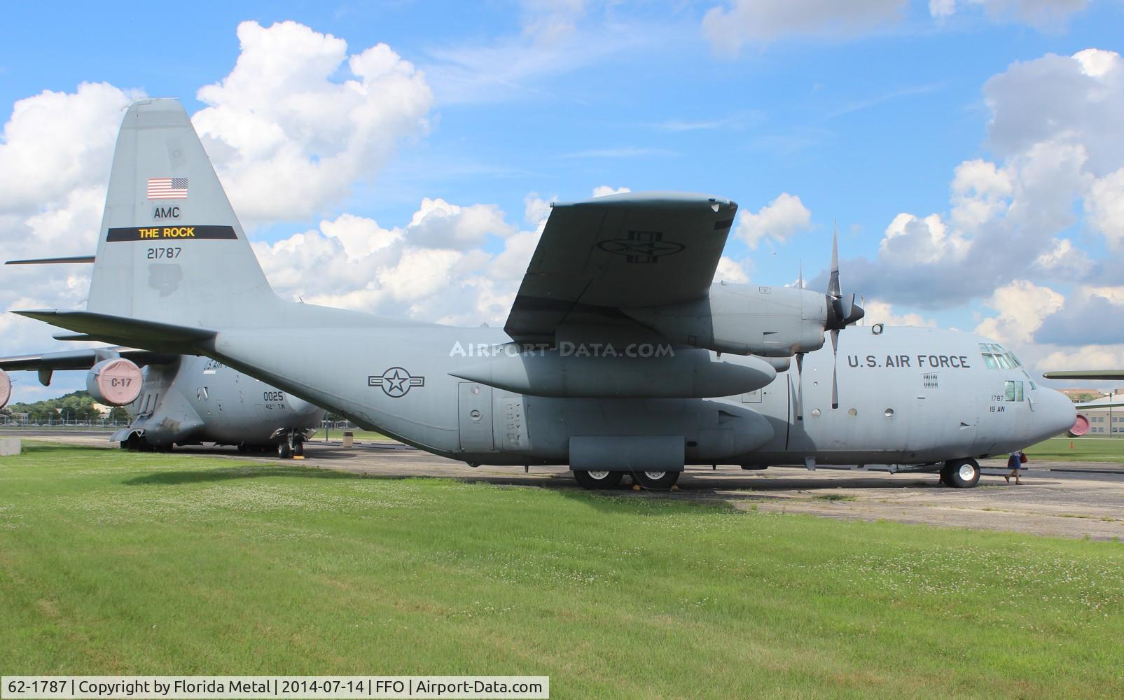 62-1787, 1962 Lockheed C-130E-LM Hercules C/N 382-3732, C-130E