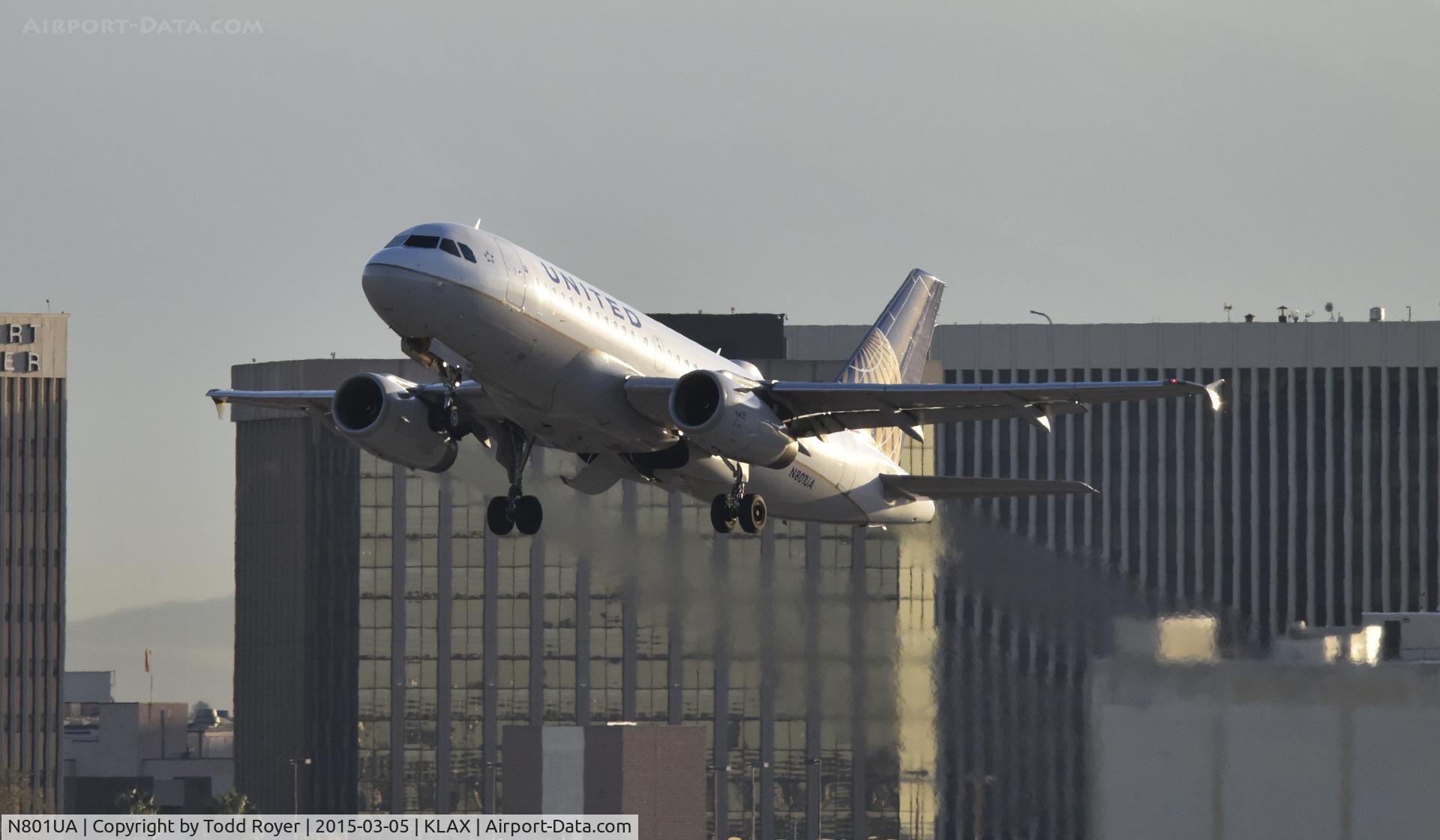 N801UA, 1997 Airbus A319-131 C/N 686, Departing LAX on 25R