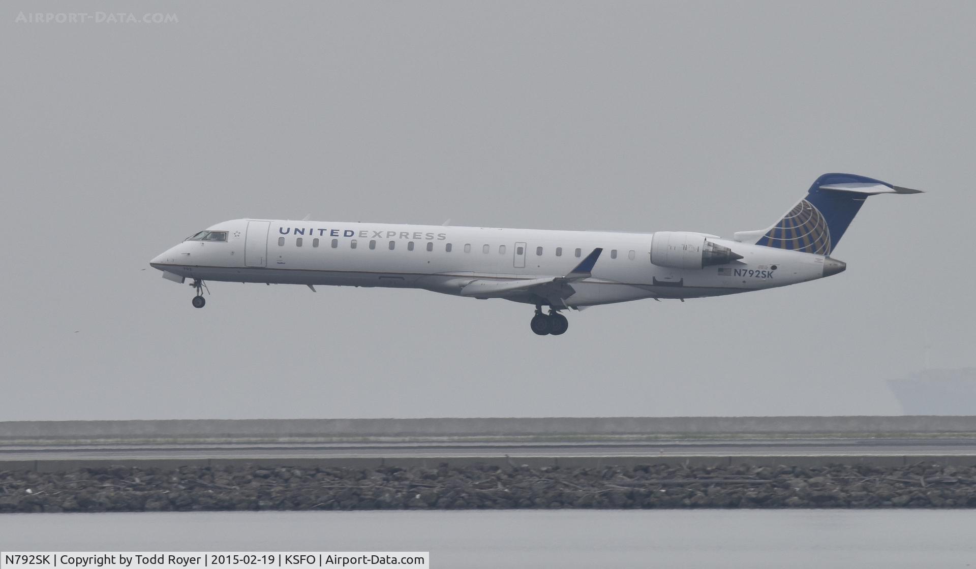 N792SK, 2009 Bombardier CRJ-700 (CL-600-2C10) Regional Jet C/N 10294, Landing at SFO