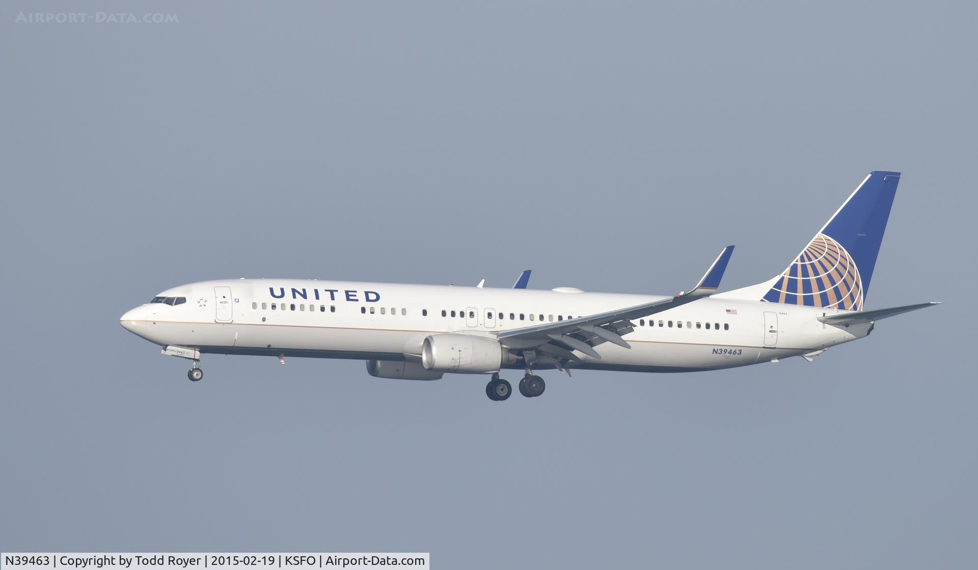 N39463, 2012 Boeing 737-924/ER C/N 37208, Landing at SFO