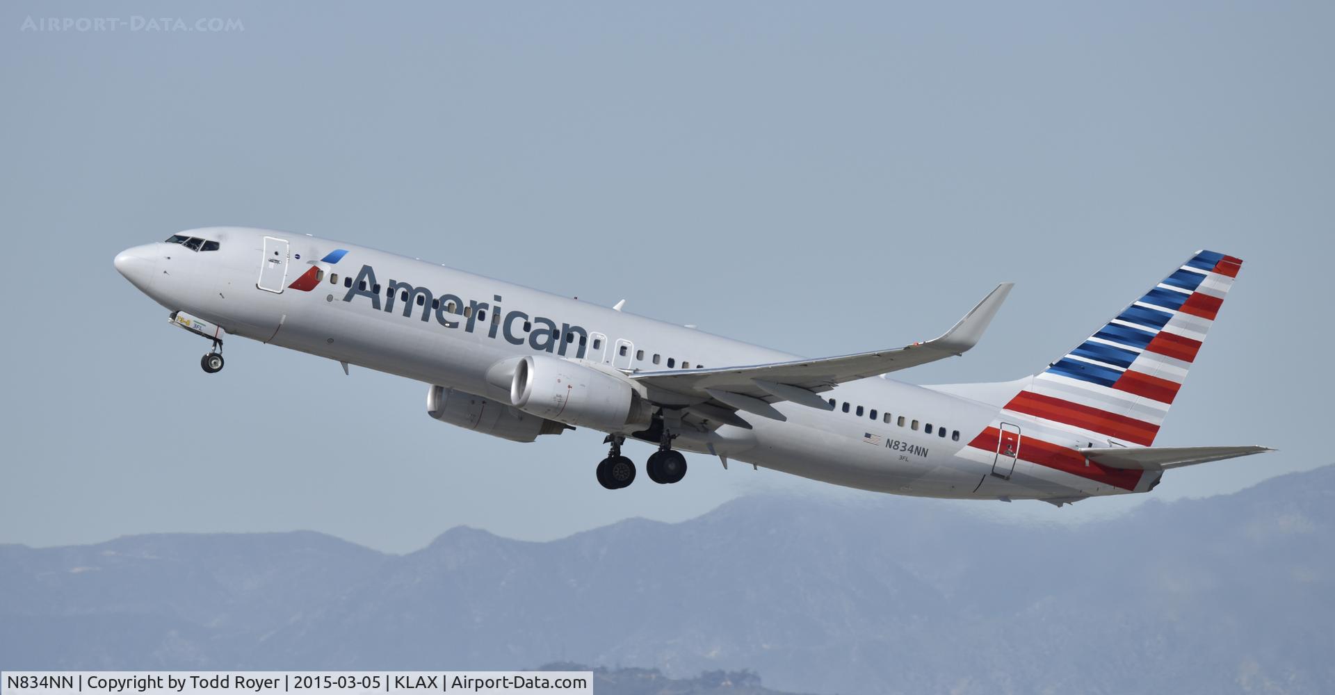 N834NN, 2010 Boeing 737-823 C/N 29576, Departing LAX on 25R