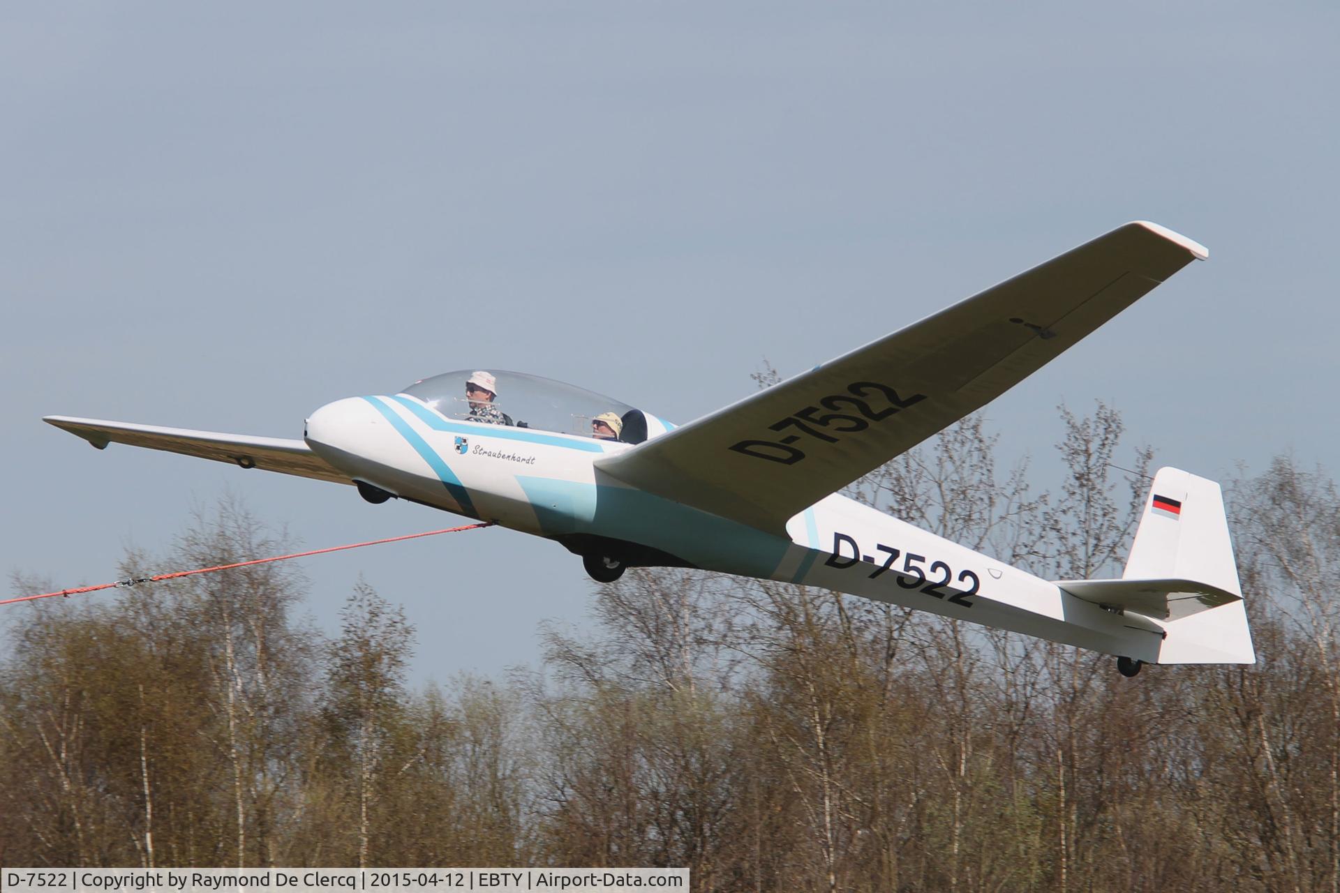 D-7522, 1991 Schleicher ASK-13 C/N 13692AB, Up in the air with a winch at Maubray.