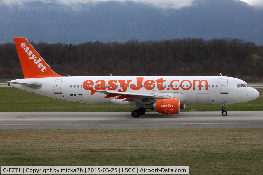 G-EZTL, 2009 Airbus A320-214 C/N 4012, Taxiing