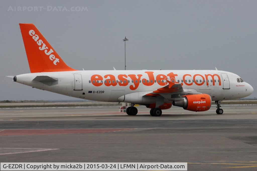 G-EZDR, 2008 Airbus A319-111 C/N 3683, Taxiing