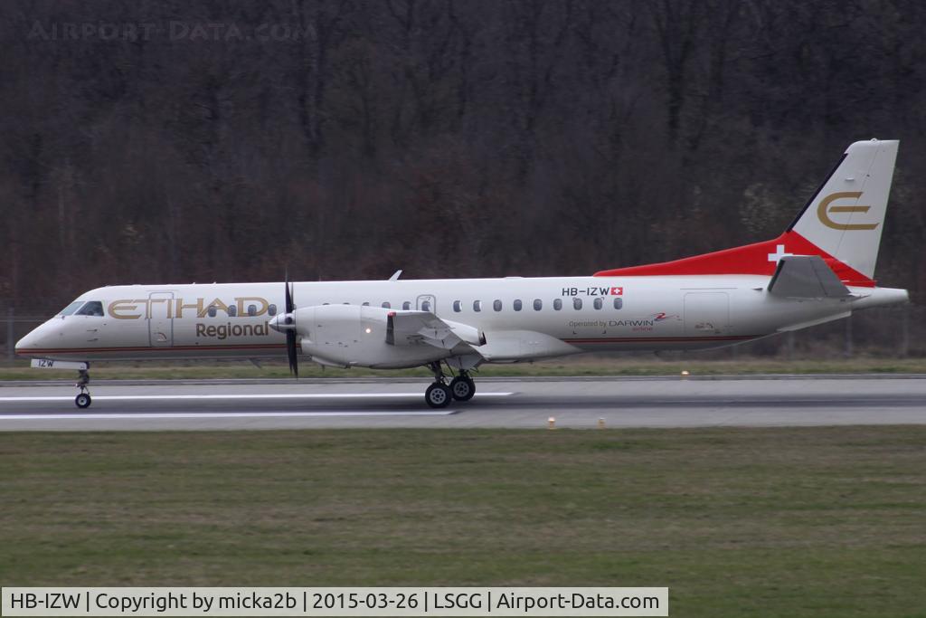 HB-IZW, 1996 Saab 2000 C/N 2000-039, Taxiing