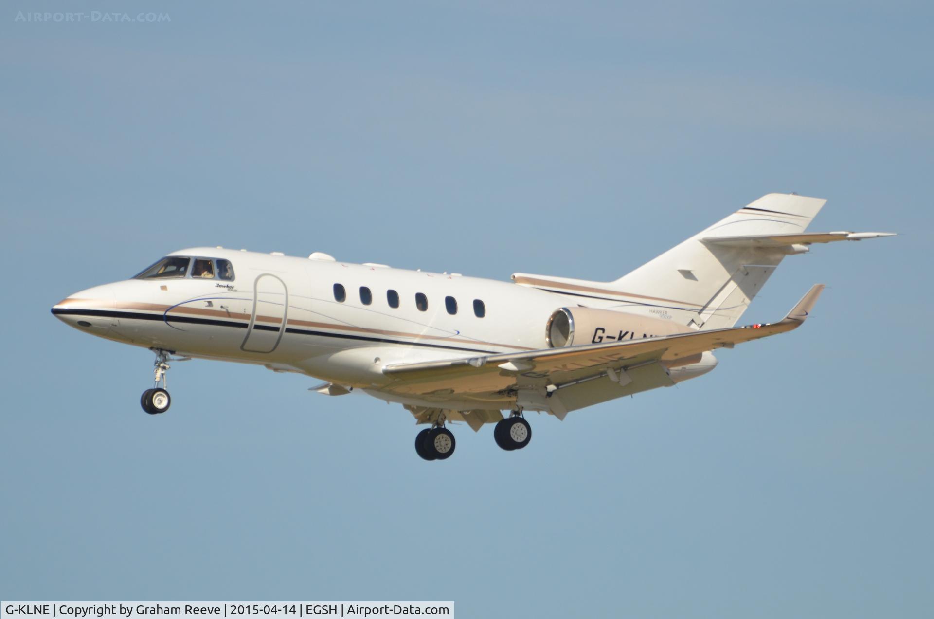 G-KLNE, 2011 Hawker Beechcraft 900XP C/N HA-0186, Landing at Norwich.