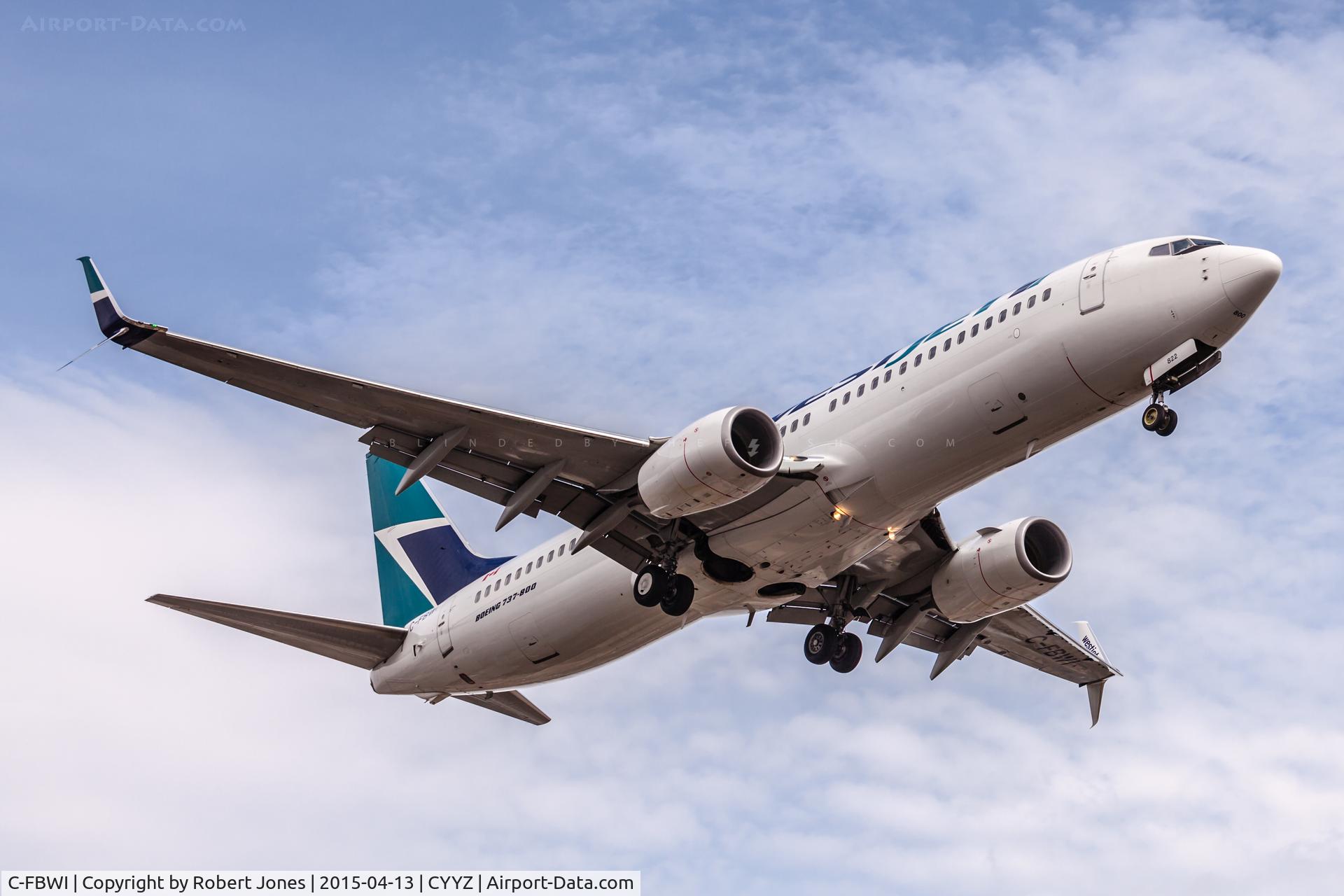 C-FBWI, 2013 Boeing 737-8CT C/N 39090, At Toronto Pearson