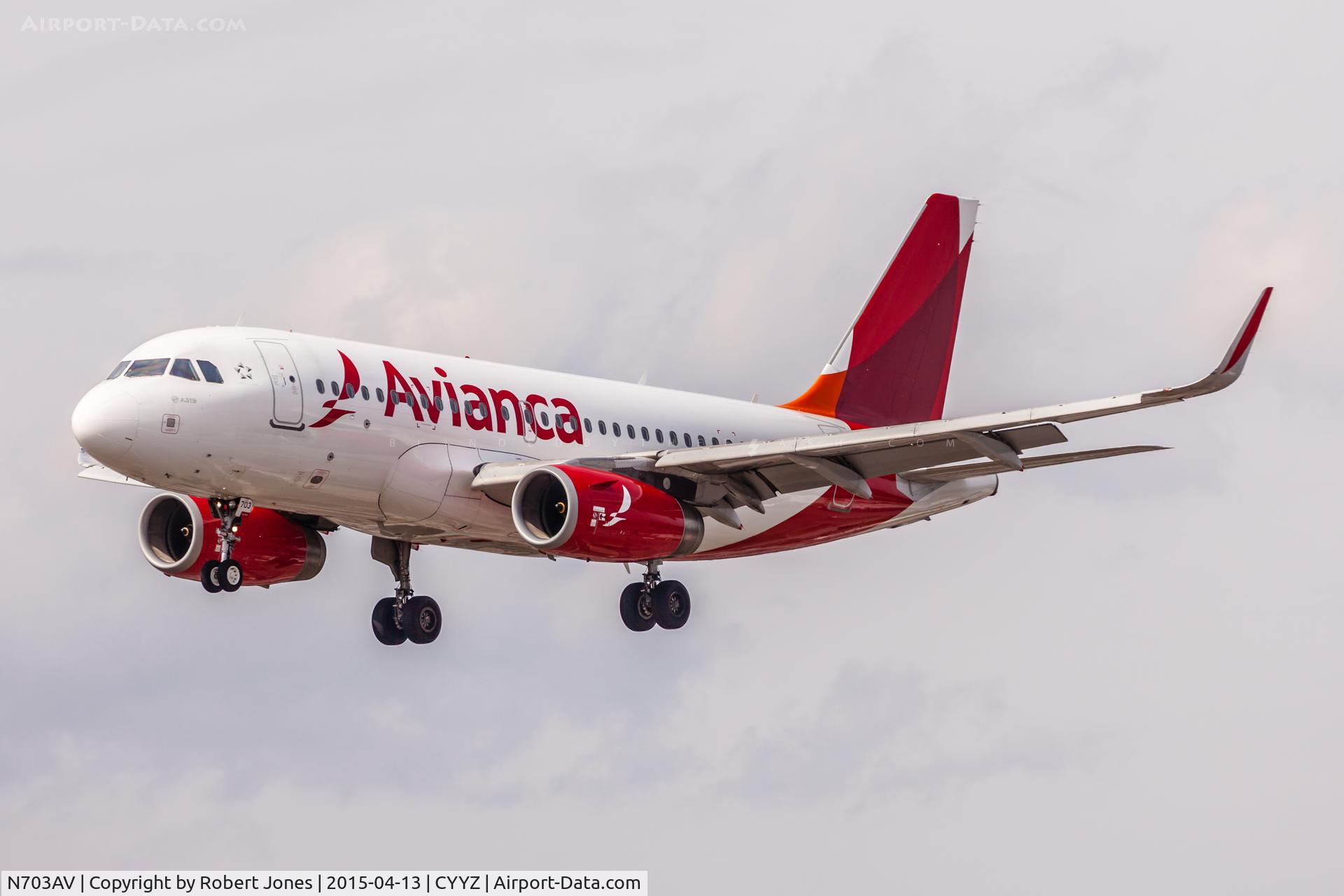 N703AV, 2012 Airbus A319-132 C/N 5406, At Toronto Pearson